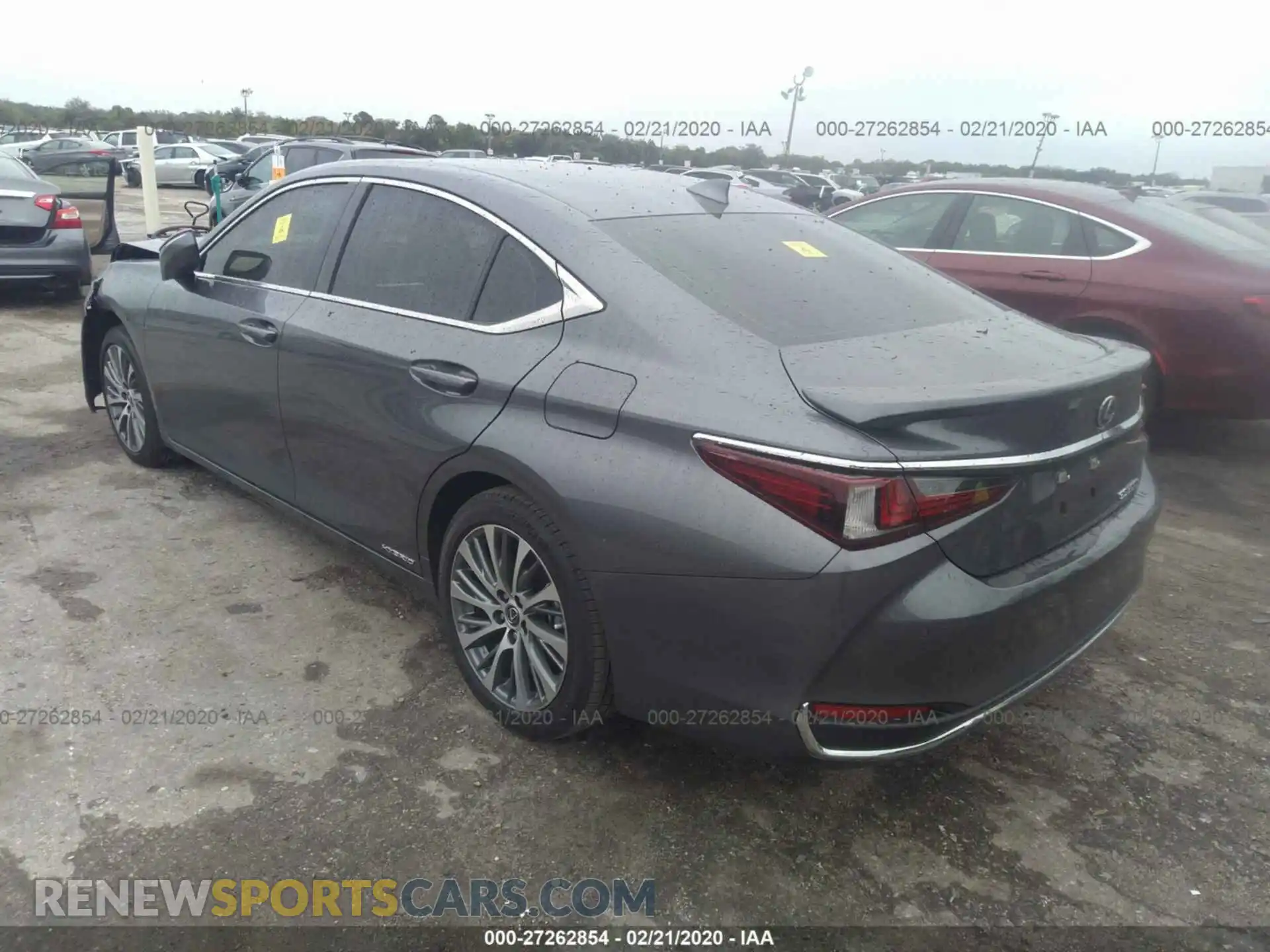 3 Photograph of a damaged car 58AD21B14LU007137 LEXUS ES 2020