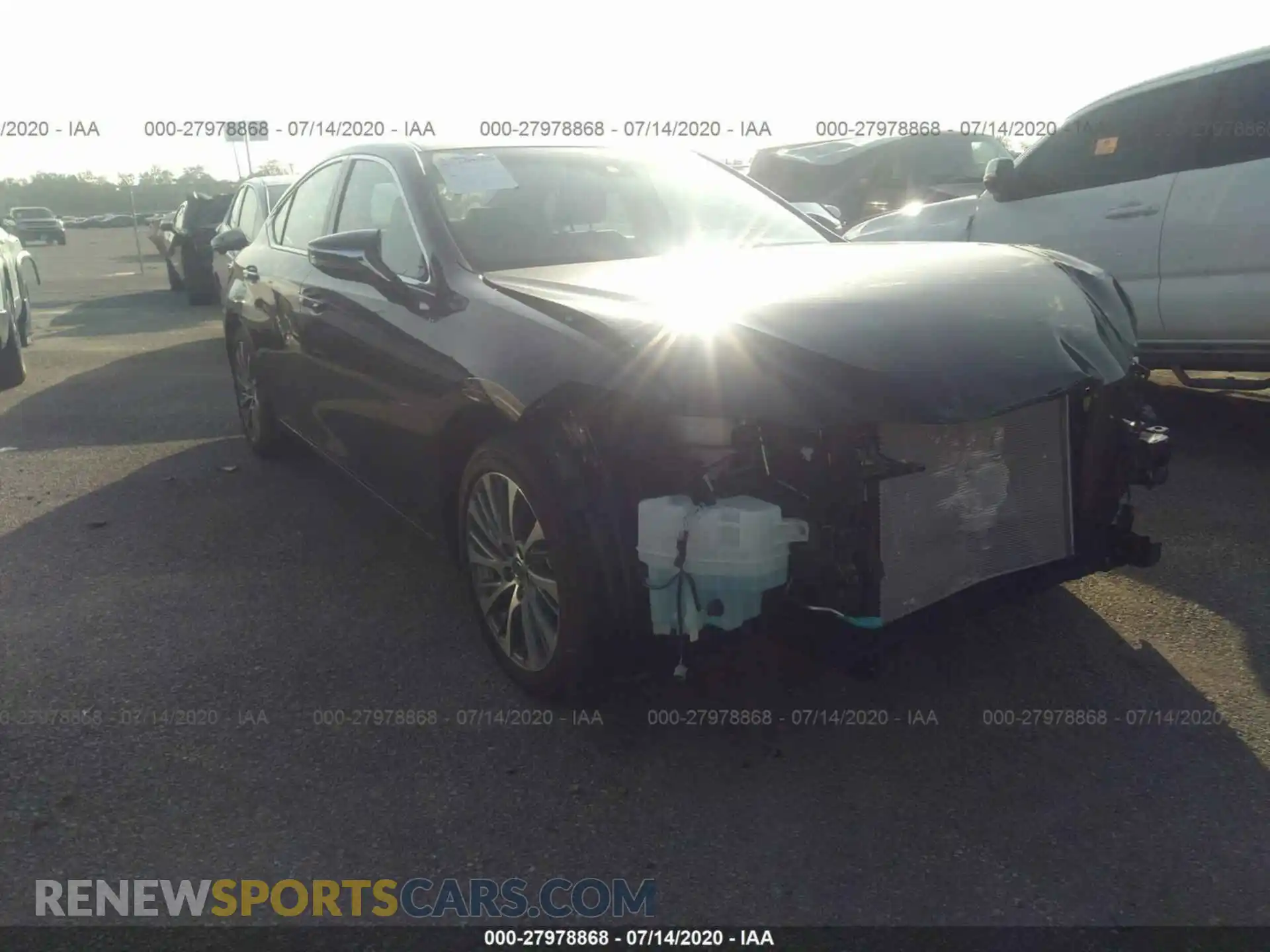 1 Photograph of a damaged car 58ADZ1B10LU072739 LEXUS ES 2020