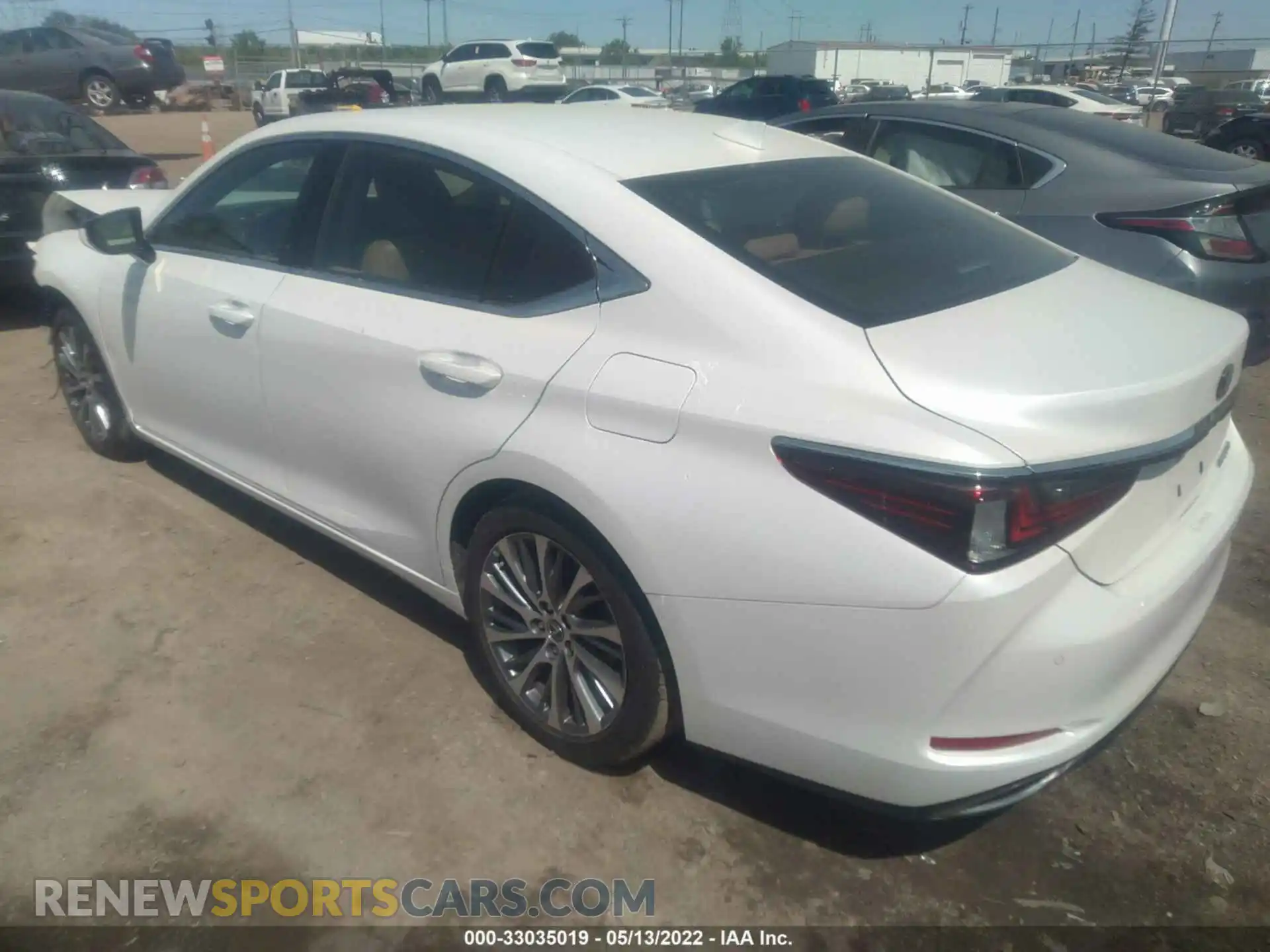 3 Фотография поврежденного автомобиля 58ADZ1B11LU065248 LEXUS ES 2020