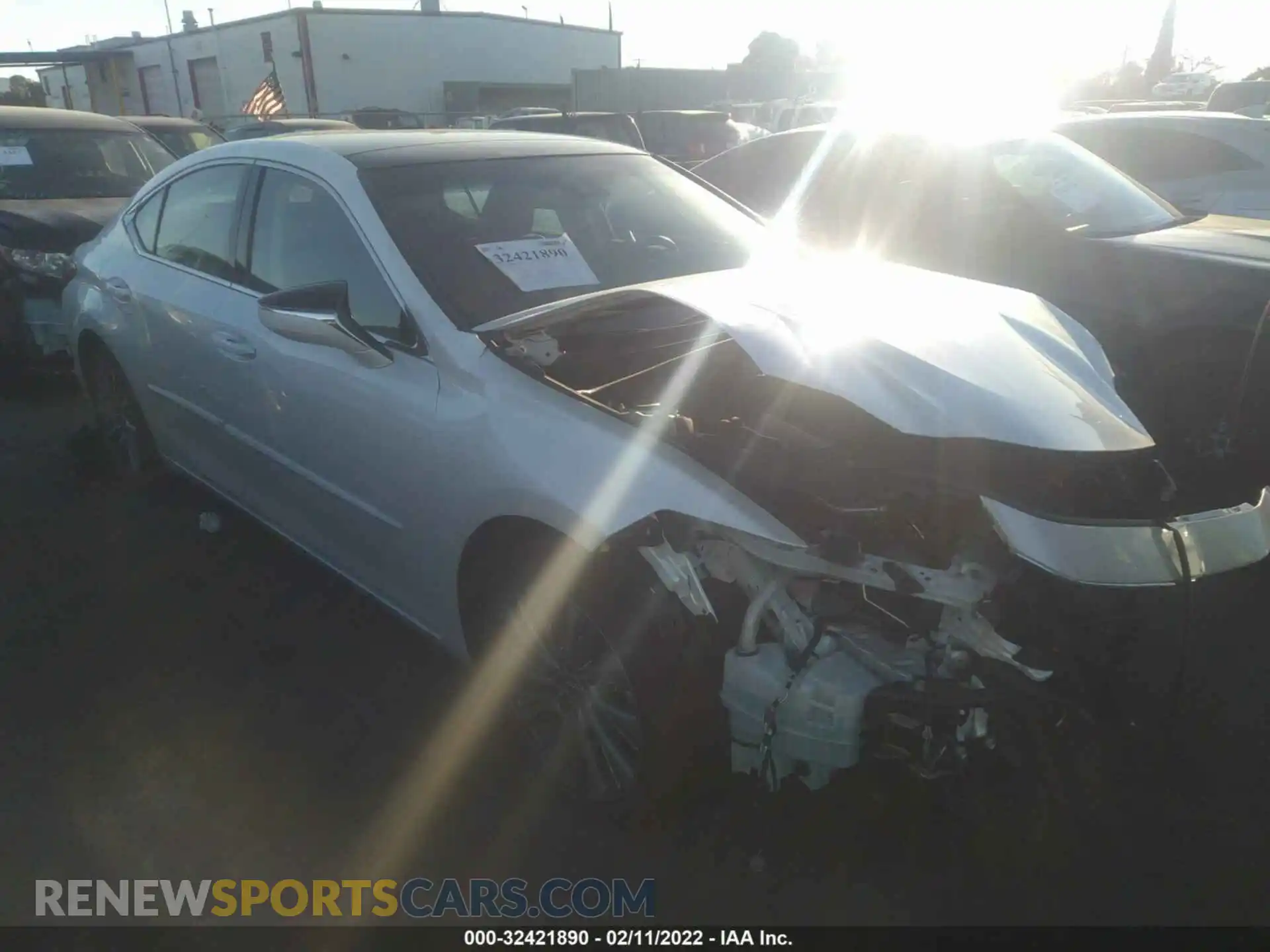 1 Photograph of a damaged car 58ADZ1B13LU061492 LEXUS ES 2020
