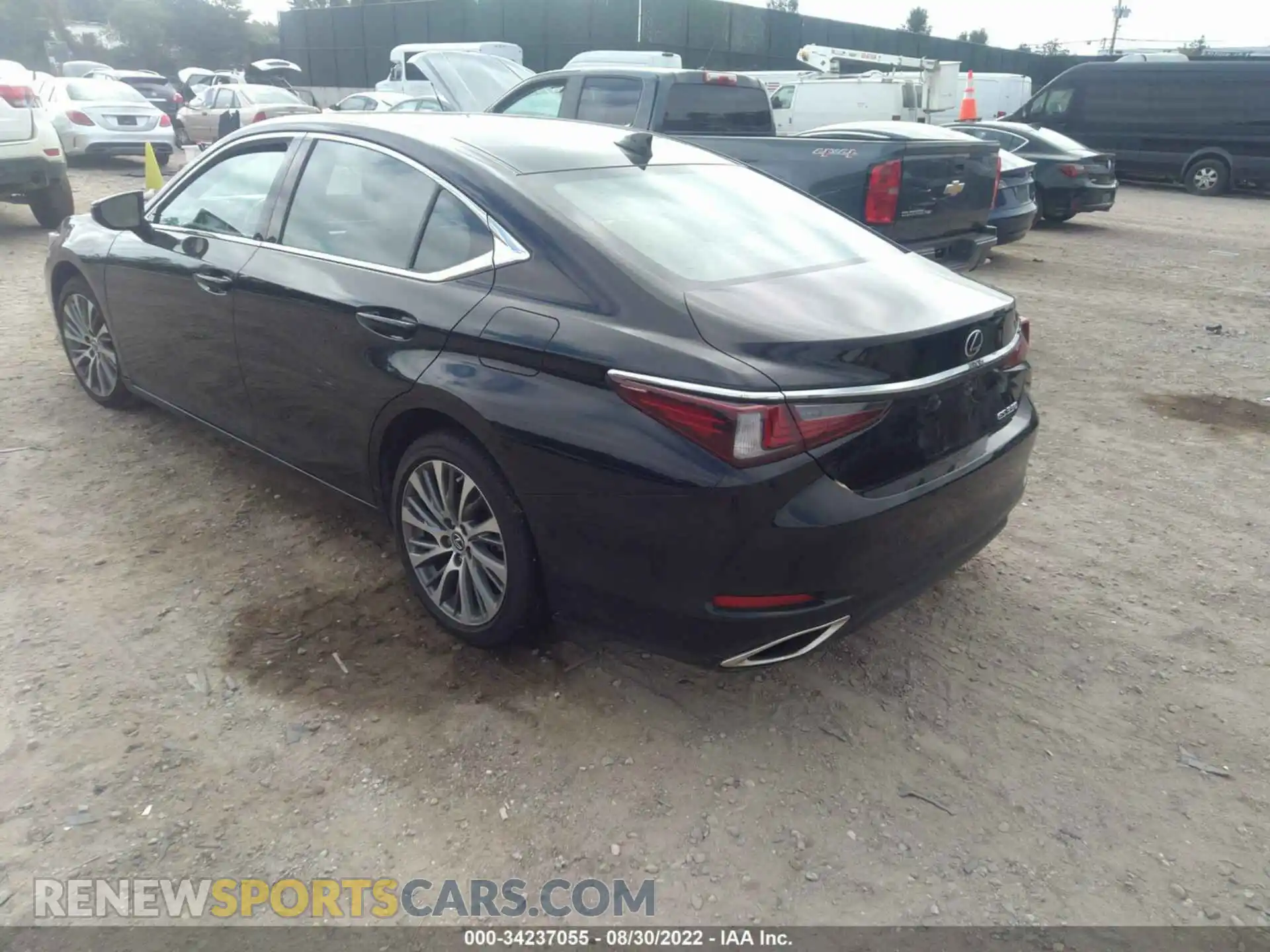 3 Photograph of a damaged car 58ADZ1B15LU053314 LEXUS ES 2020