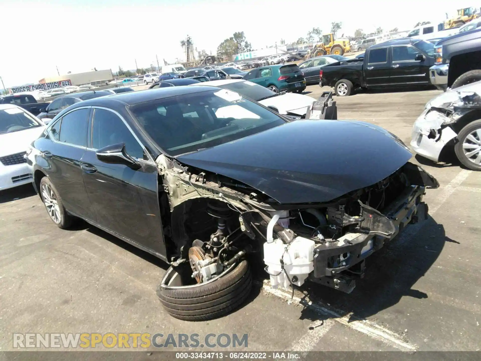 1 Фотография поврежденного автомобиля 58ADZ1B15LU063812 LEXUS ES 2020