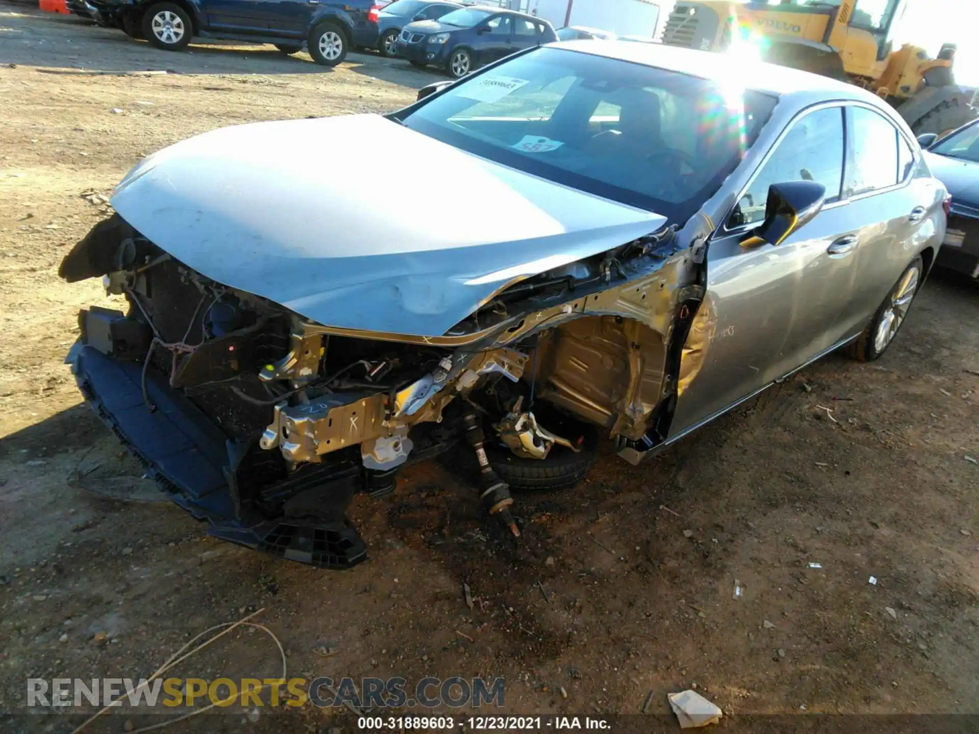 2 Photograph of a damaged car 58AEZ1B11LU075282 LEXUS ES 2020