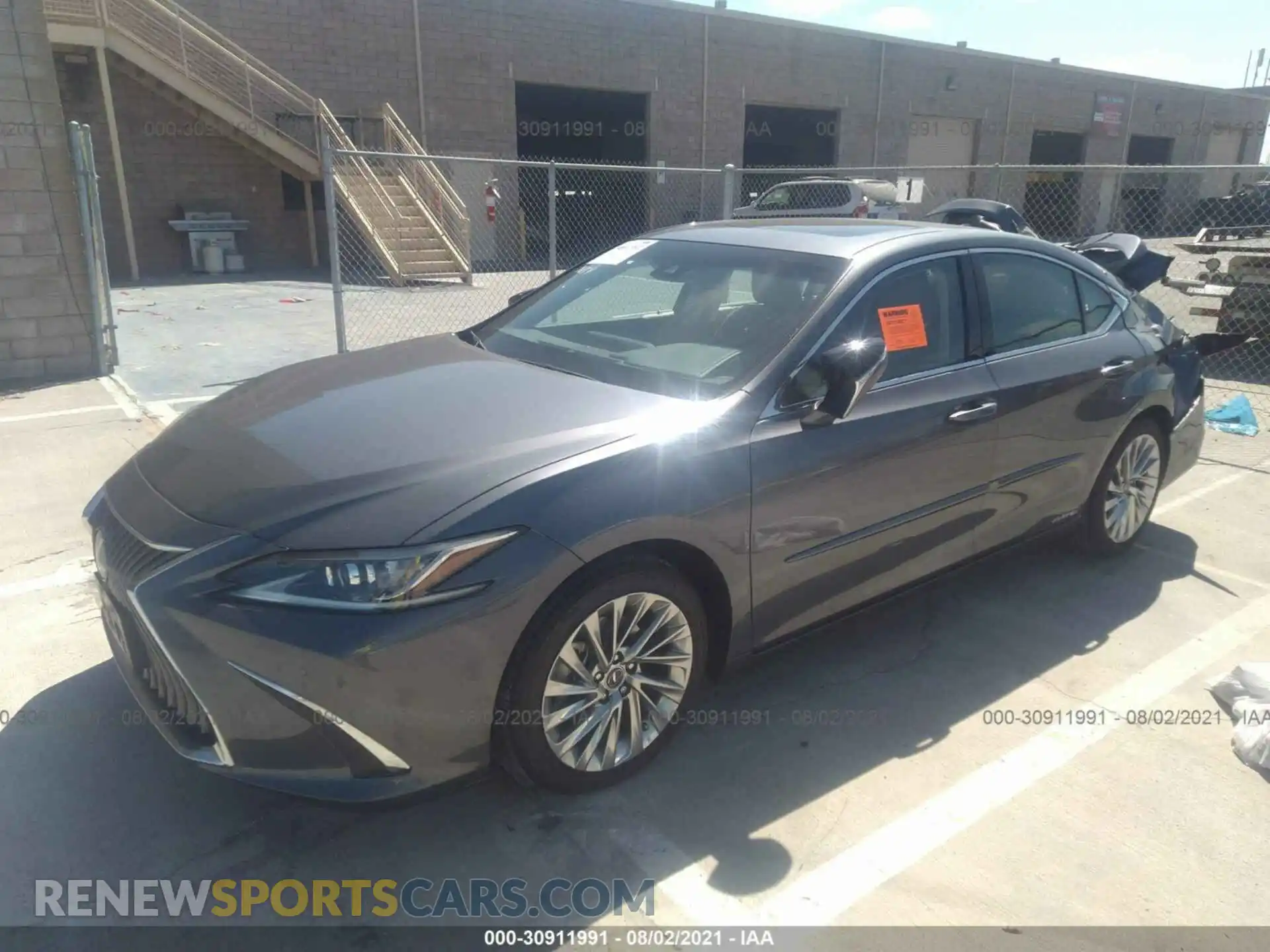 2 Photograph of a damaged car 58AF21B12LU011051 LEXUS ES 2020