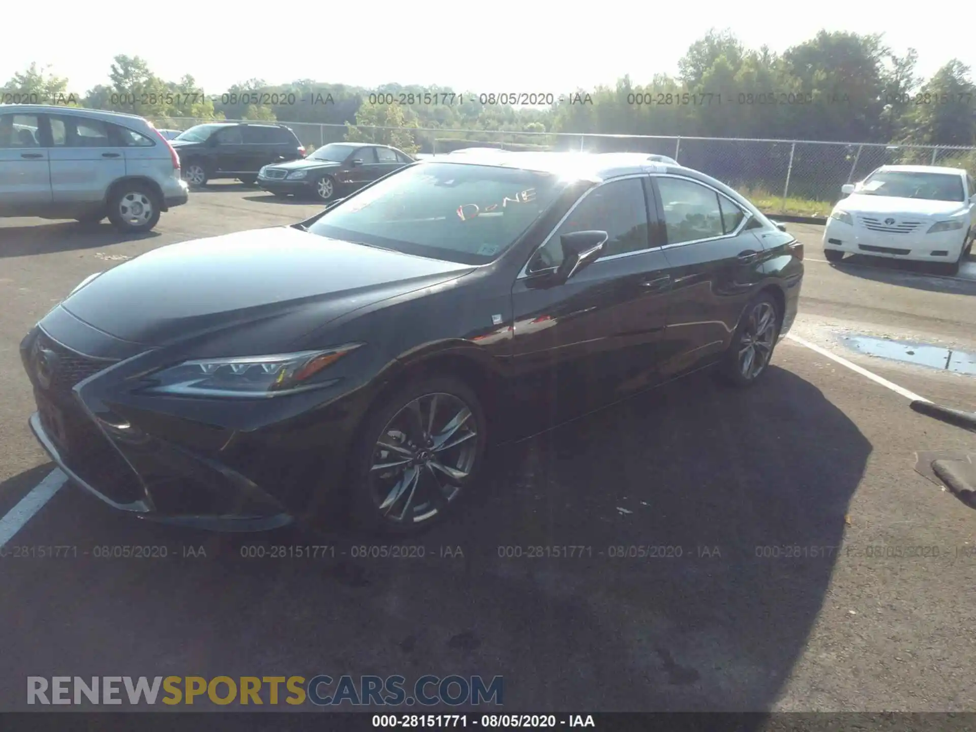 2 Photograph of a damaged car 58AGZ1B13LU057987 LEXUS ES 2020