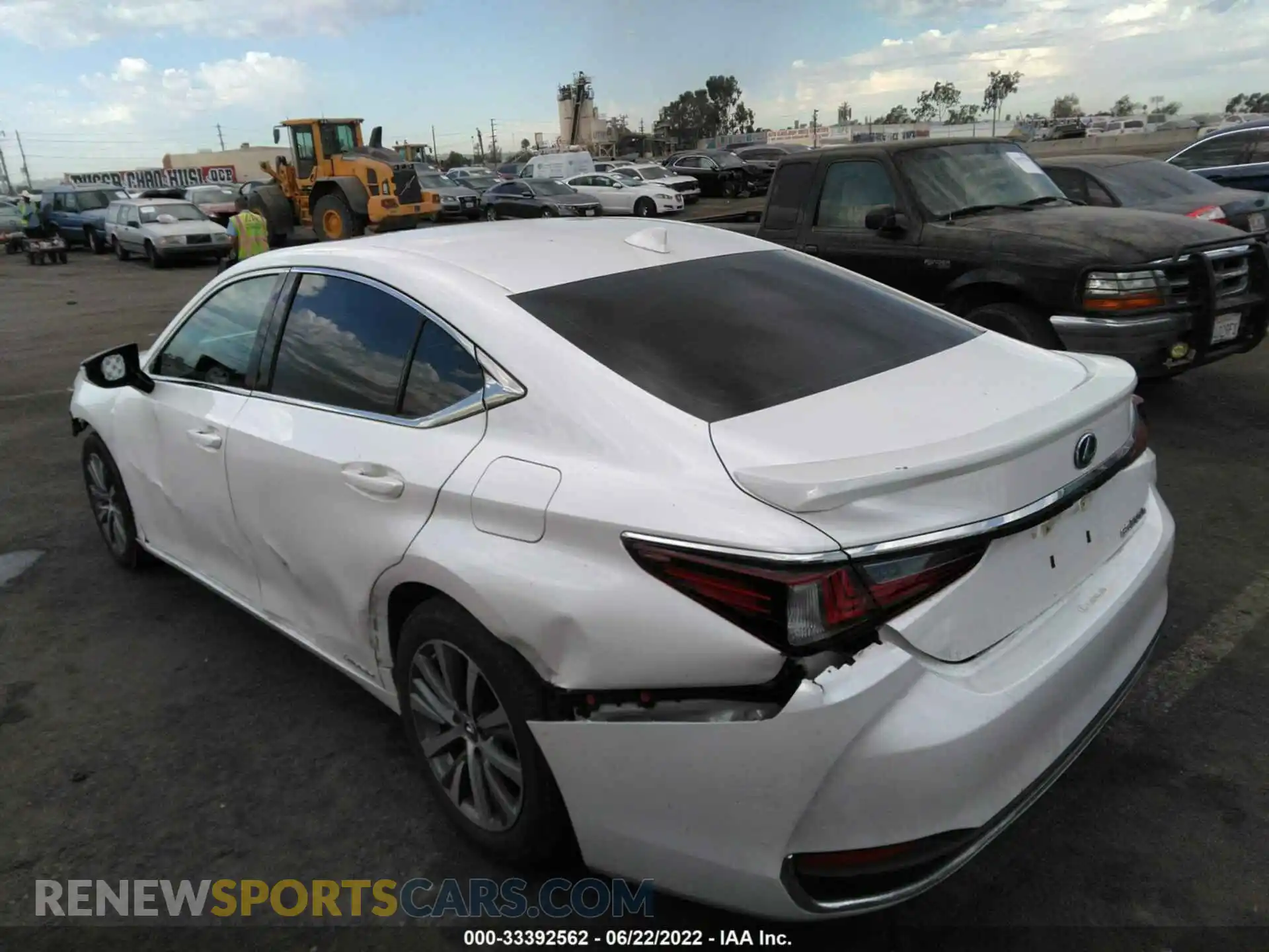 3 Photograph of a damaged car 58ACA1C12MU001917 LEXUS ES 2021