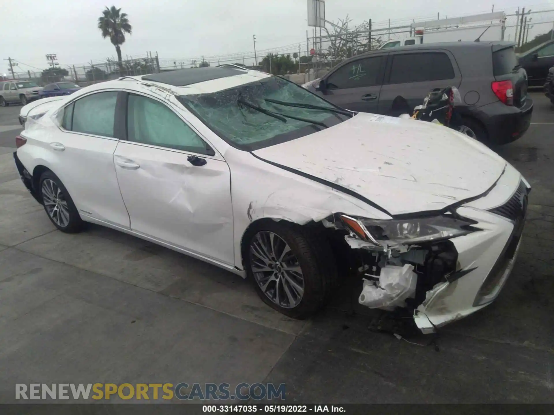 1 Photograph of a damaged car 58ADA1C15MU005920 LEXUS ES 2021