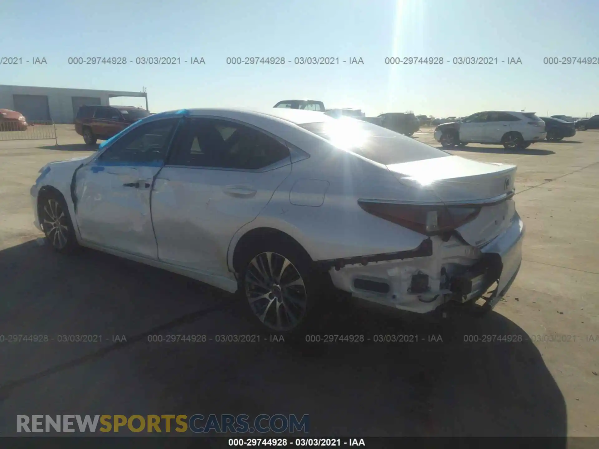 3 Photograph of a damaged car 58ADA1C17MU001755 LEXUS ES 2021
