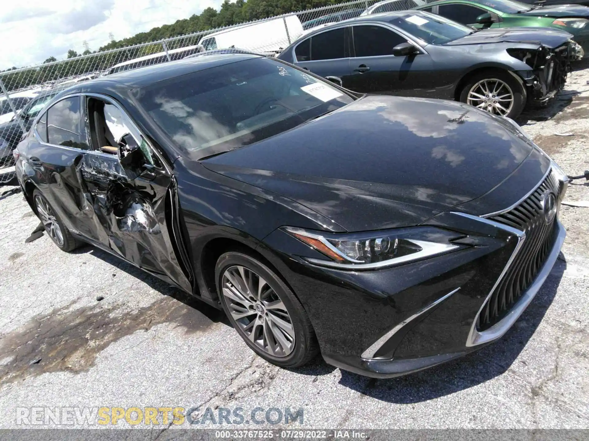 1 Photograph of a damaged car 58ADA1C17MU009435 LEXUS ES 2021