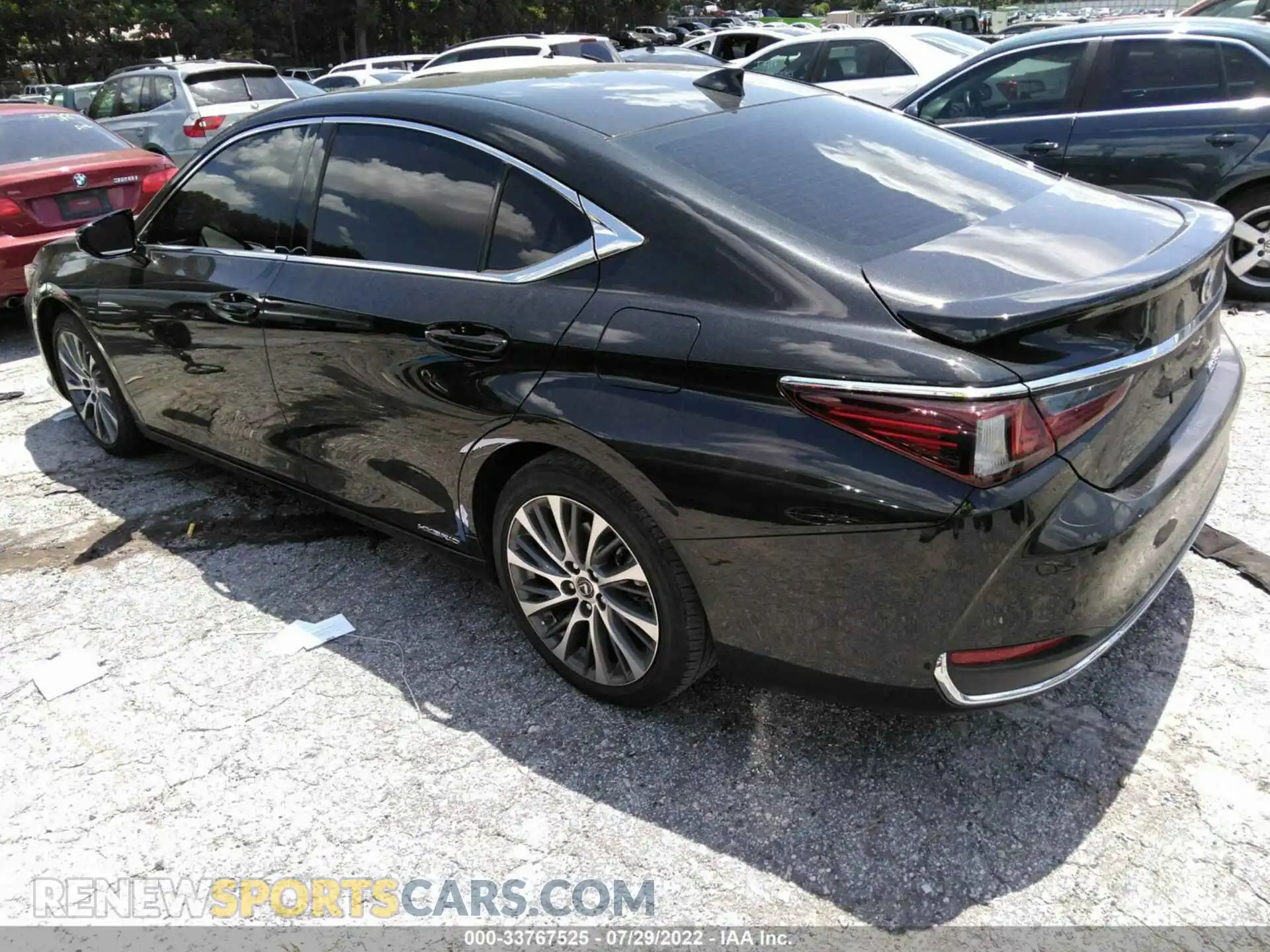 3 Photograph of a damaged car 58ADA1C17MU009435 LEXUS ES 2021