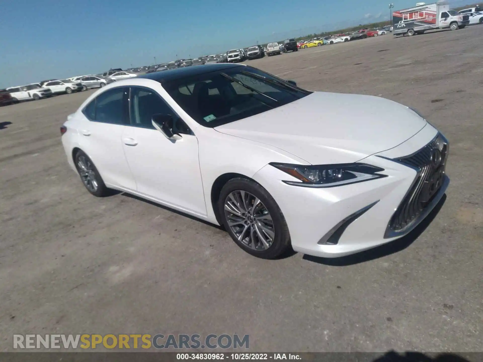 1 Photograph of a damaged car 58ADZ1B12MU102115 LEXUS ES 2021