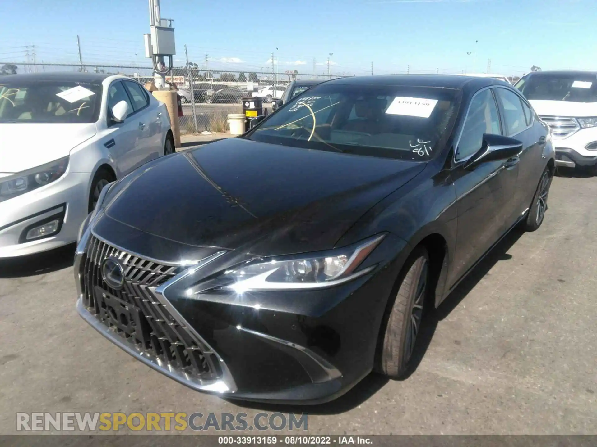 2 Photograph of a damaged car 58ADA1C11NU013689 LEXUS ES 2022