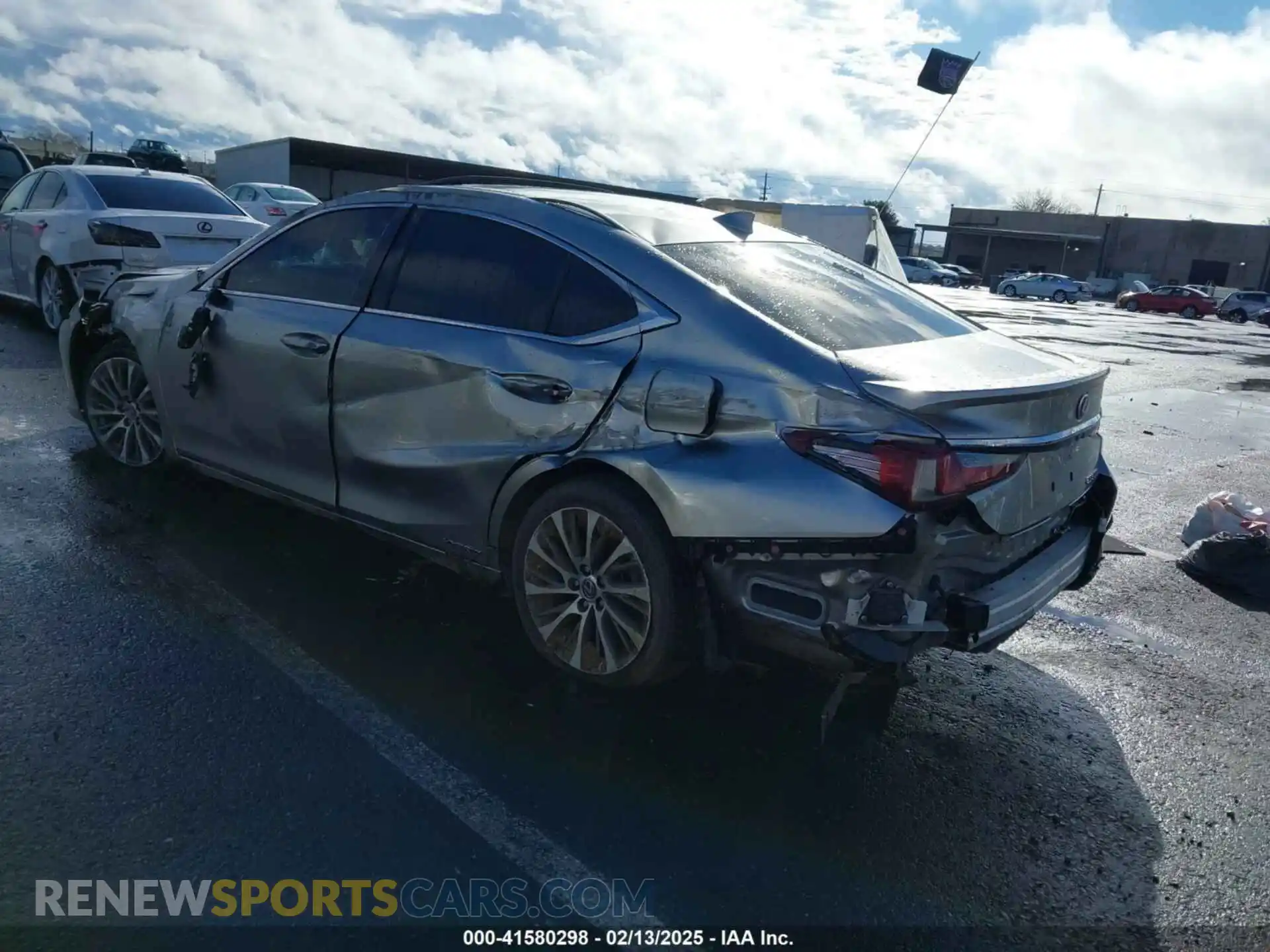 3 Photograph of a damaged car JTHB21B19K2018324 LEXUS ES 300H 2019
