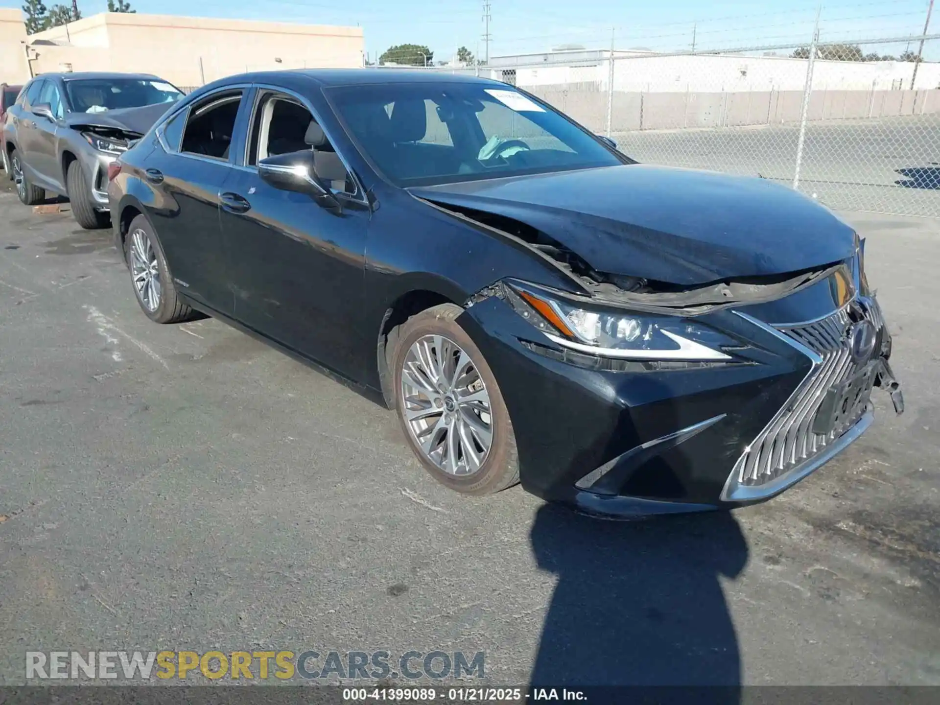 1 Photograph of a damaged car 58AD21B15LU005820 LEXUS ES 300H 2020