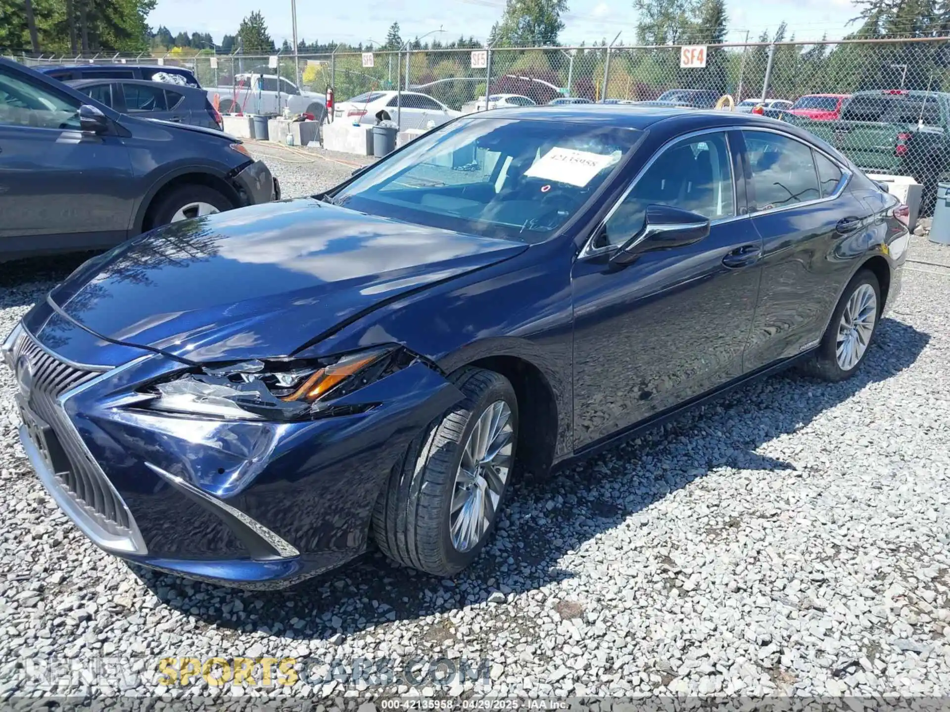 2 Photograph of a damaged car 58AE21B12LU011806 LEXUS ES 300H 2020
