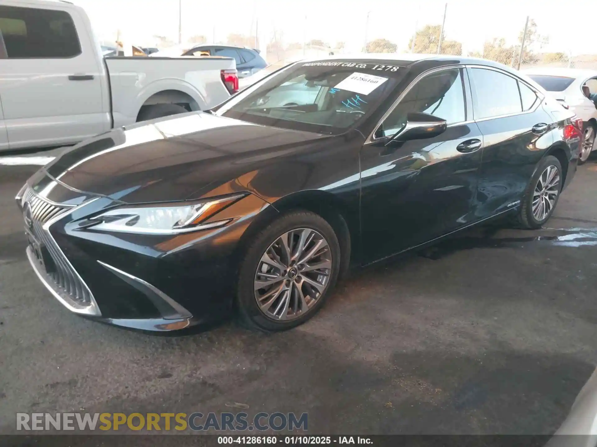 2 Photograph of a damaged car 58ADA1C13MU005334 LEXUS ES 300H 2021