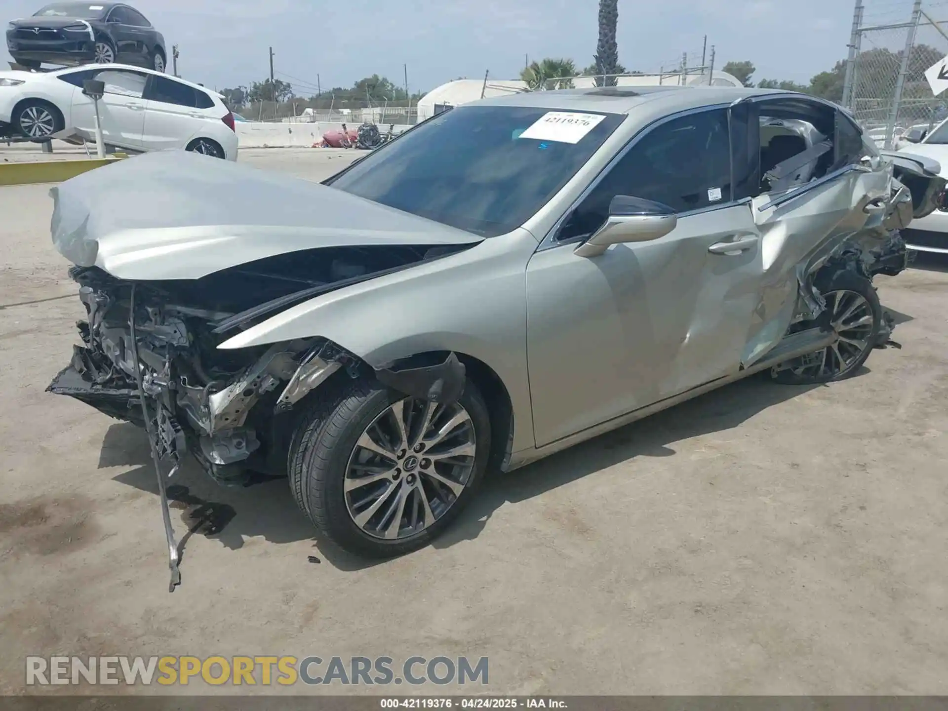 2 Photograph of a damaged car 58ADA1C13MU006581 LEXUS ES 300H 2021