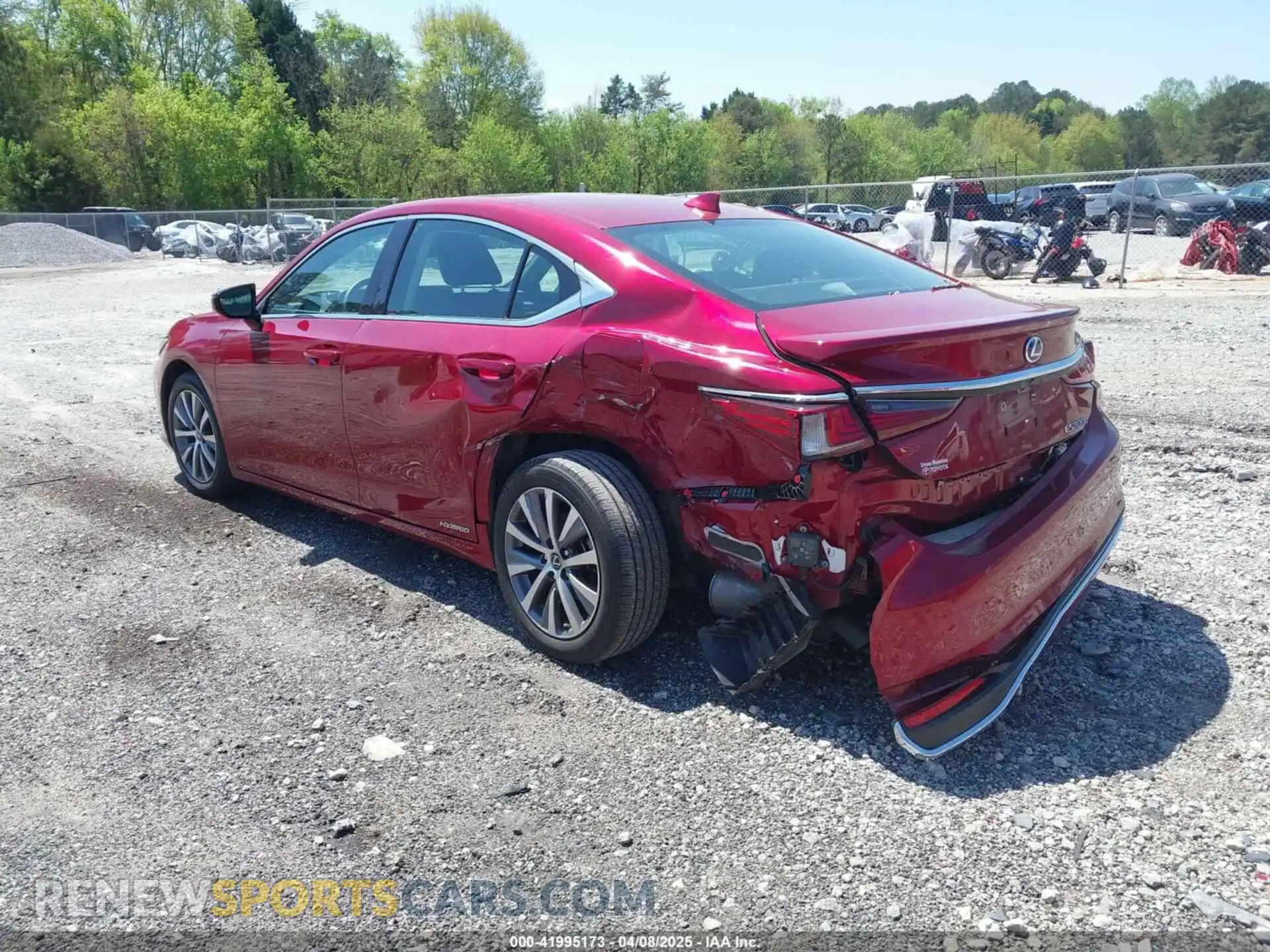 3 Photograph of a damaged car 58ADA1C14MU012213 LEXUS ES 300H 2021