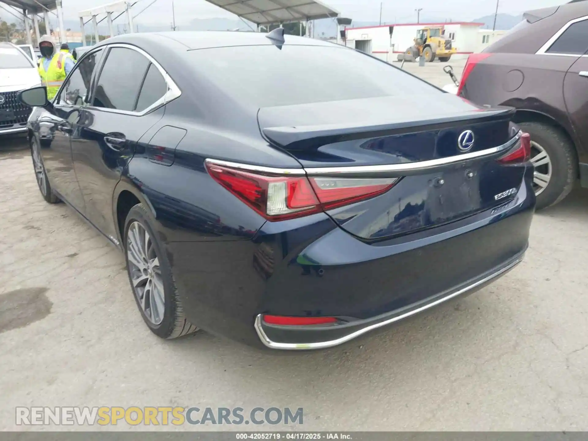 3 Photograph of a damaged car 58ADA1C19MU012790 LEXUS ES 300H 2021