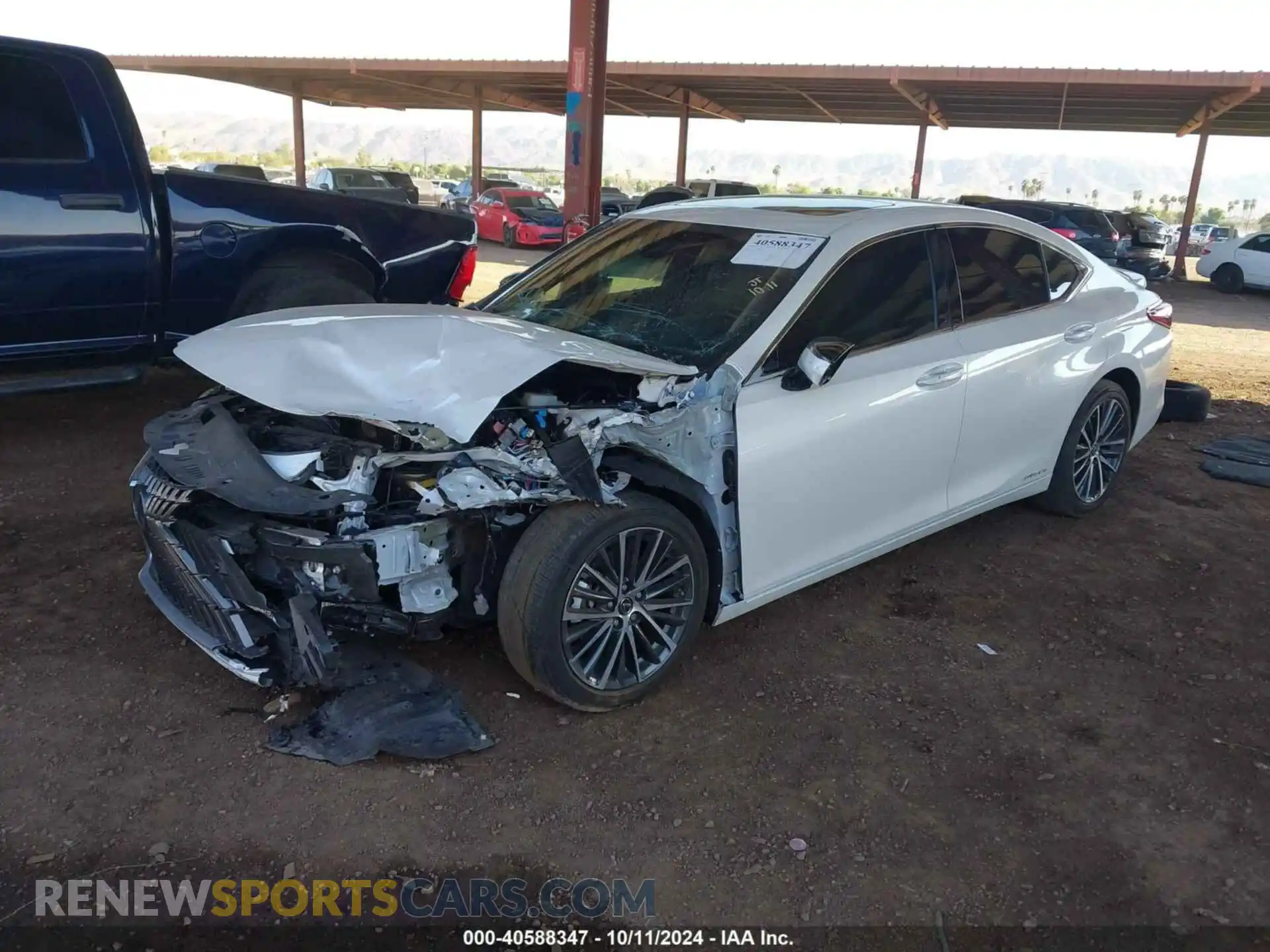 2 Photograph of a damaged car 58ADA1C12NU024927 LEXUS ES 300H 2022