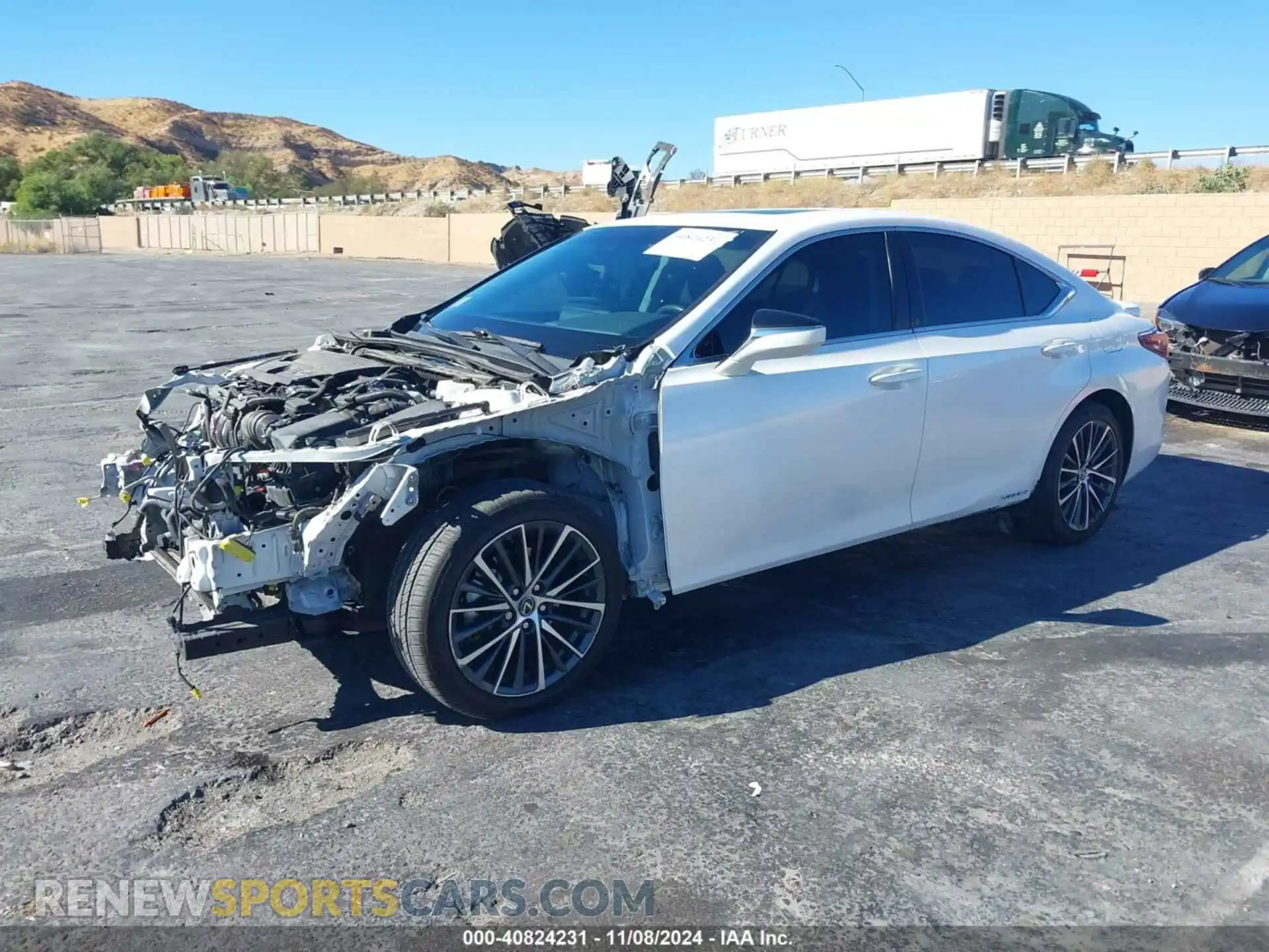 2 Photograph of a damaged car 58ADA1C19NU013326 LEXUS ES 300H 2022