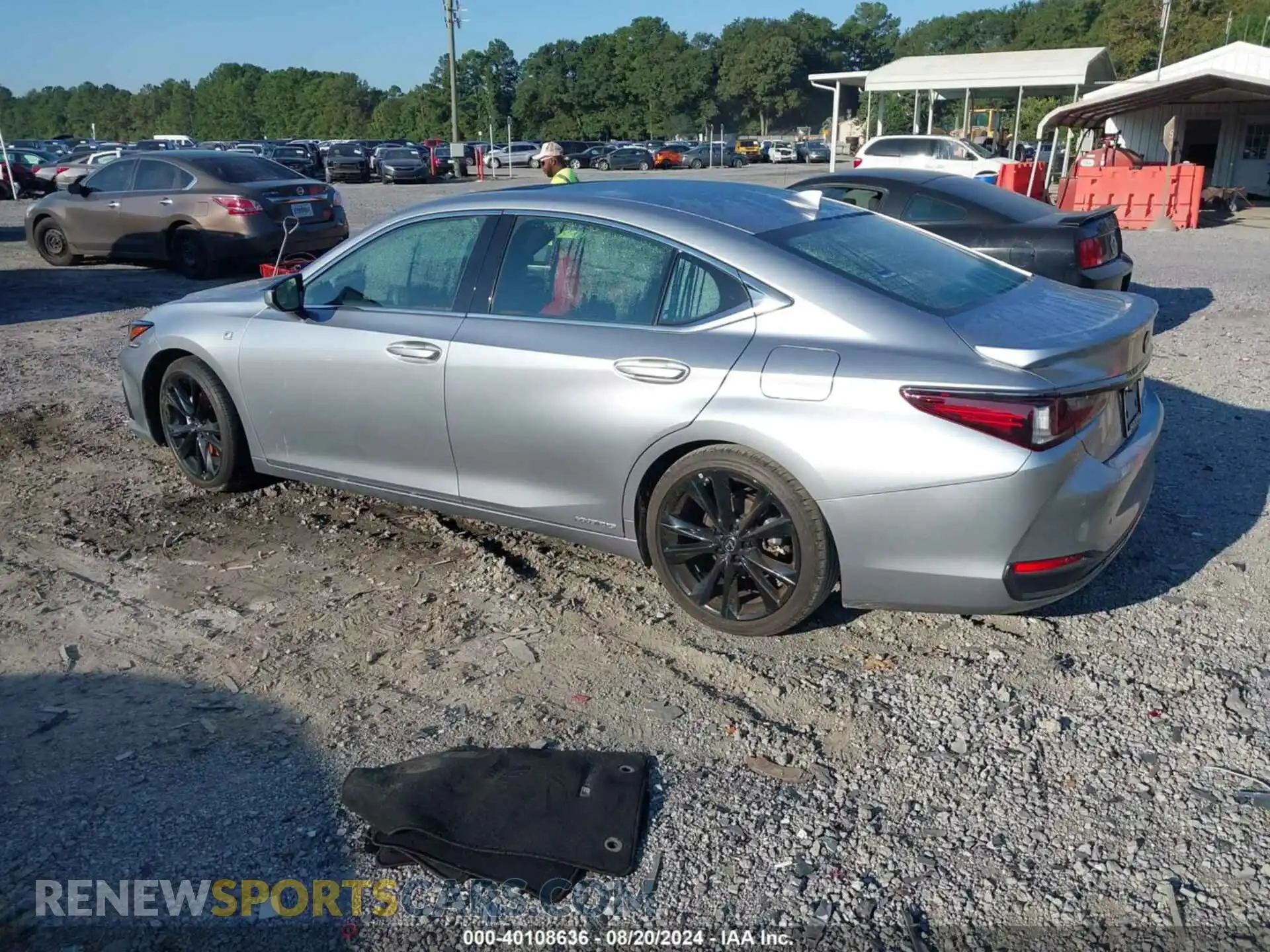 3 Photograph of a damaged car 58AGA1C15NU013675 LEXUS ES 300H 2022