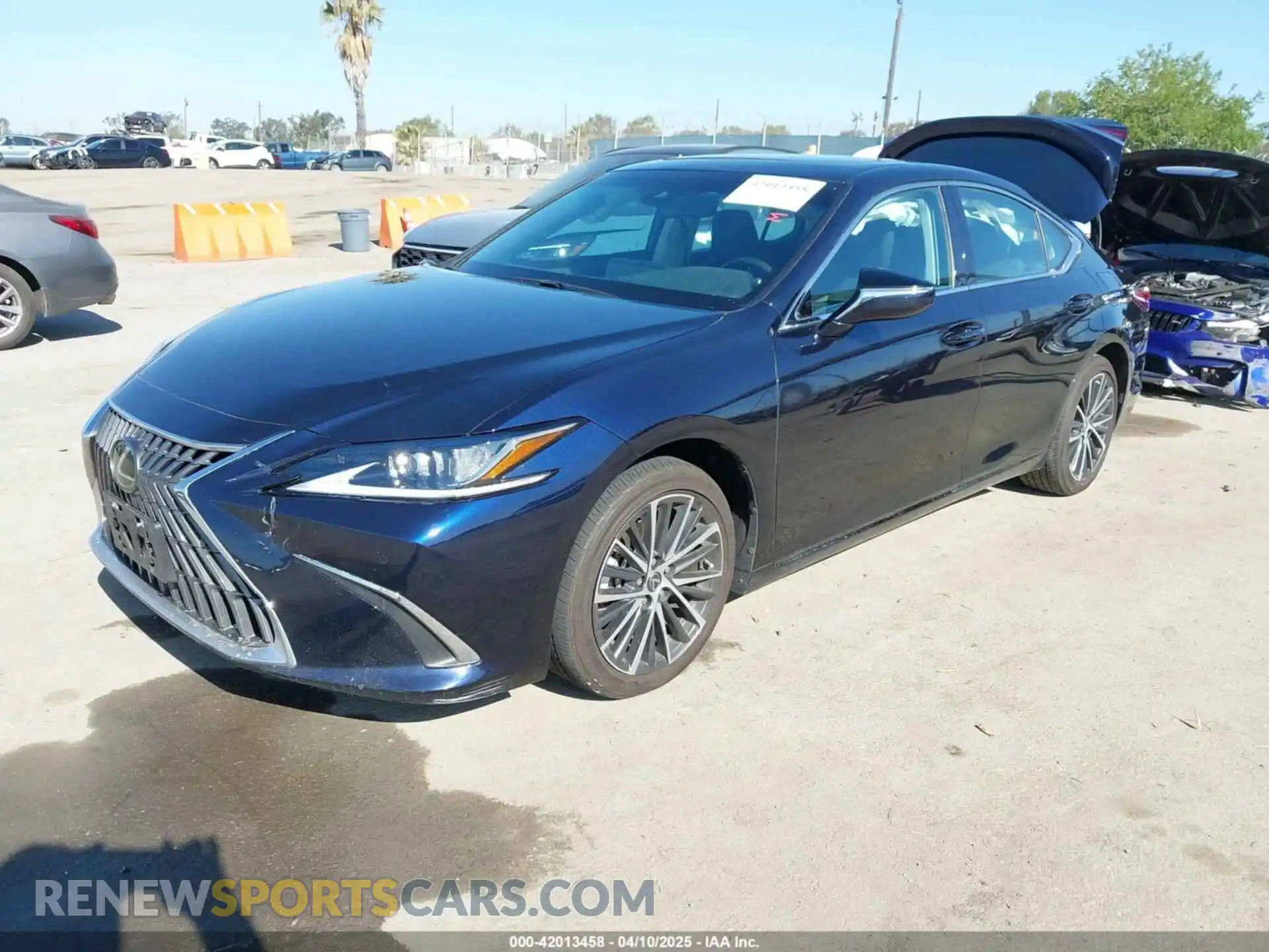 2 Photograph of a damaged car 58ADA1C19PU027018 LEXUS ES 300H 2023