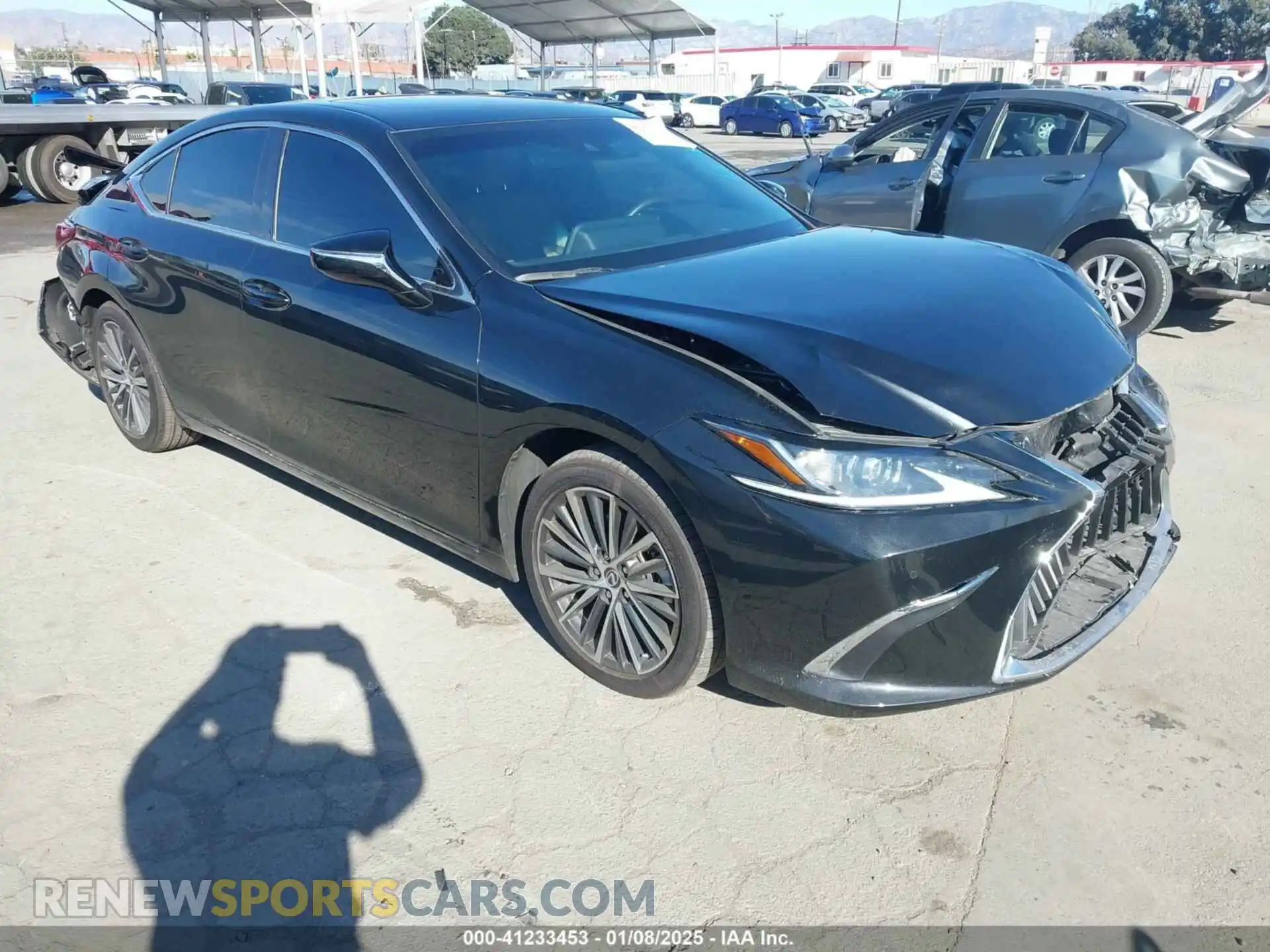 1 Photograph of a damaged car 58ADA1C15RU044241 LEXUS ES 300H 2024