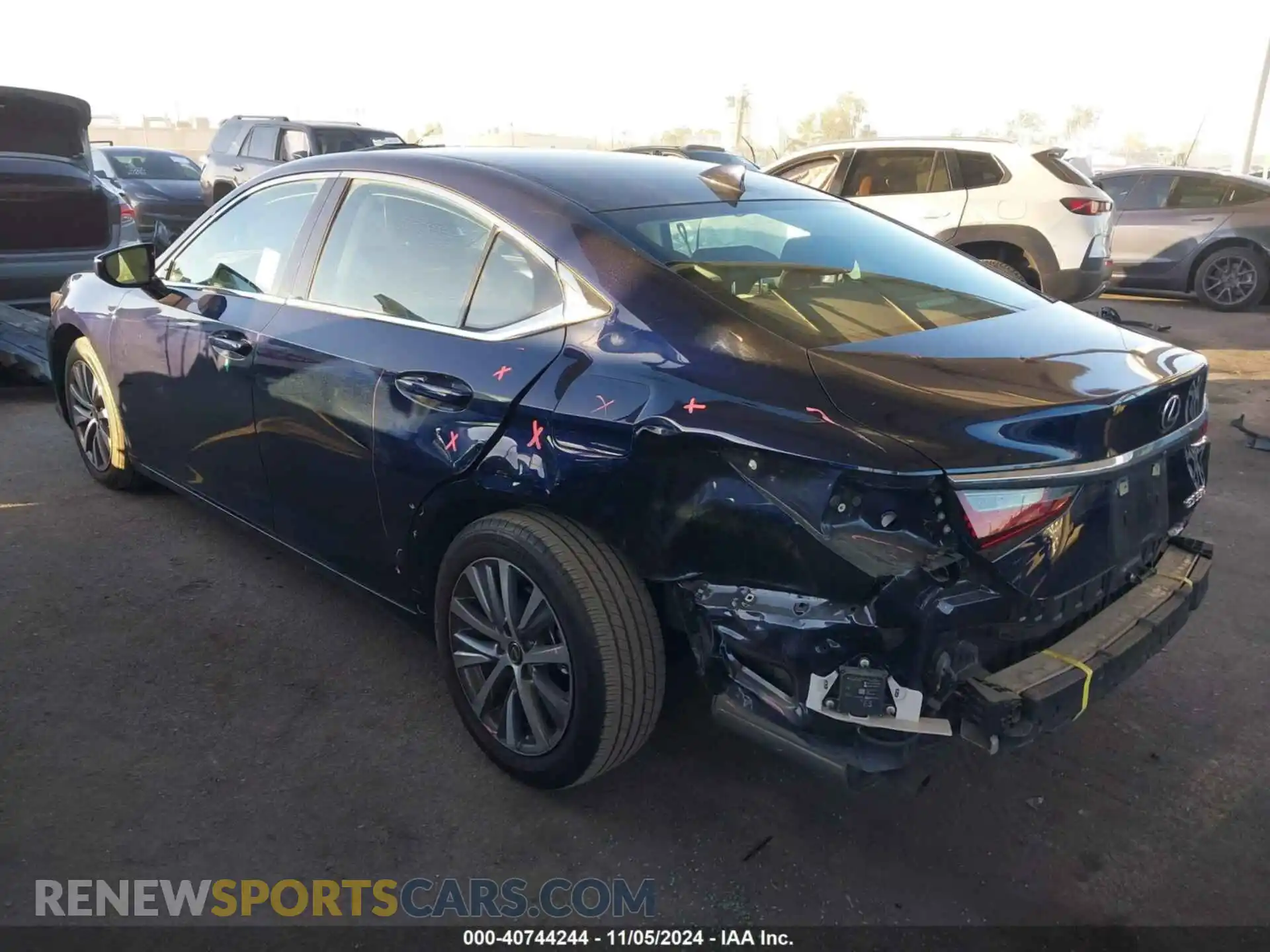 3 Photograph of a damaged car 58ABZ1B1XKU046400 LEXUS ES 350 2019
