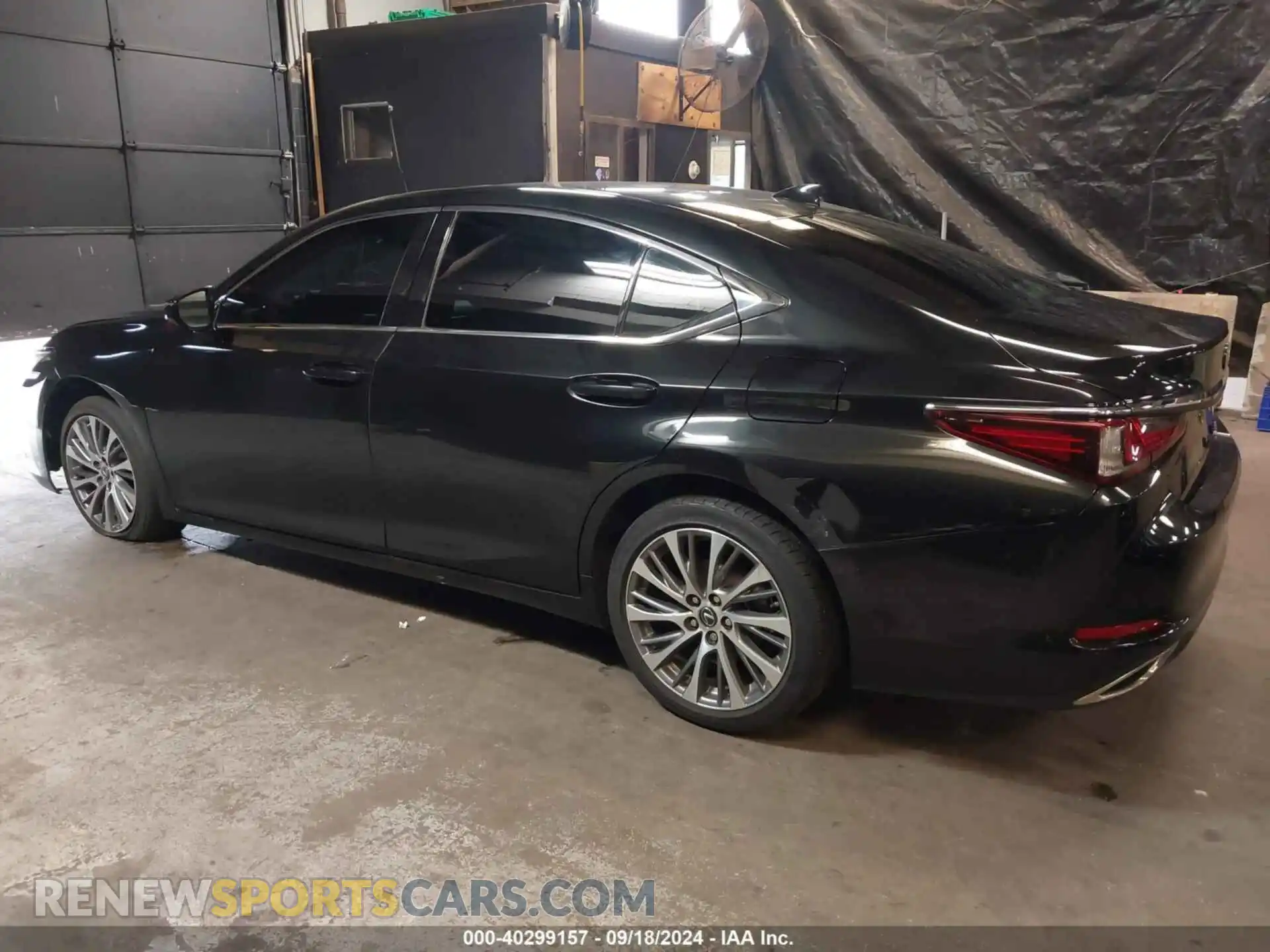3 Photograph of a damaged car 58ADZ1B10LU053804 LEXUS ES 350 2020
