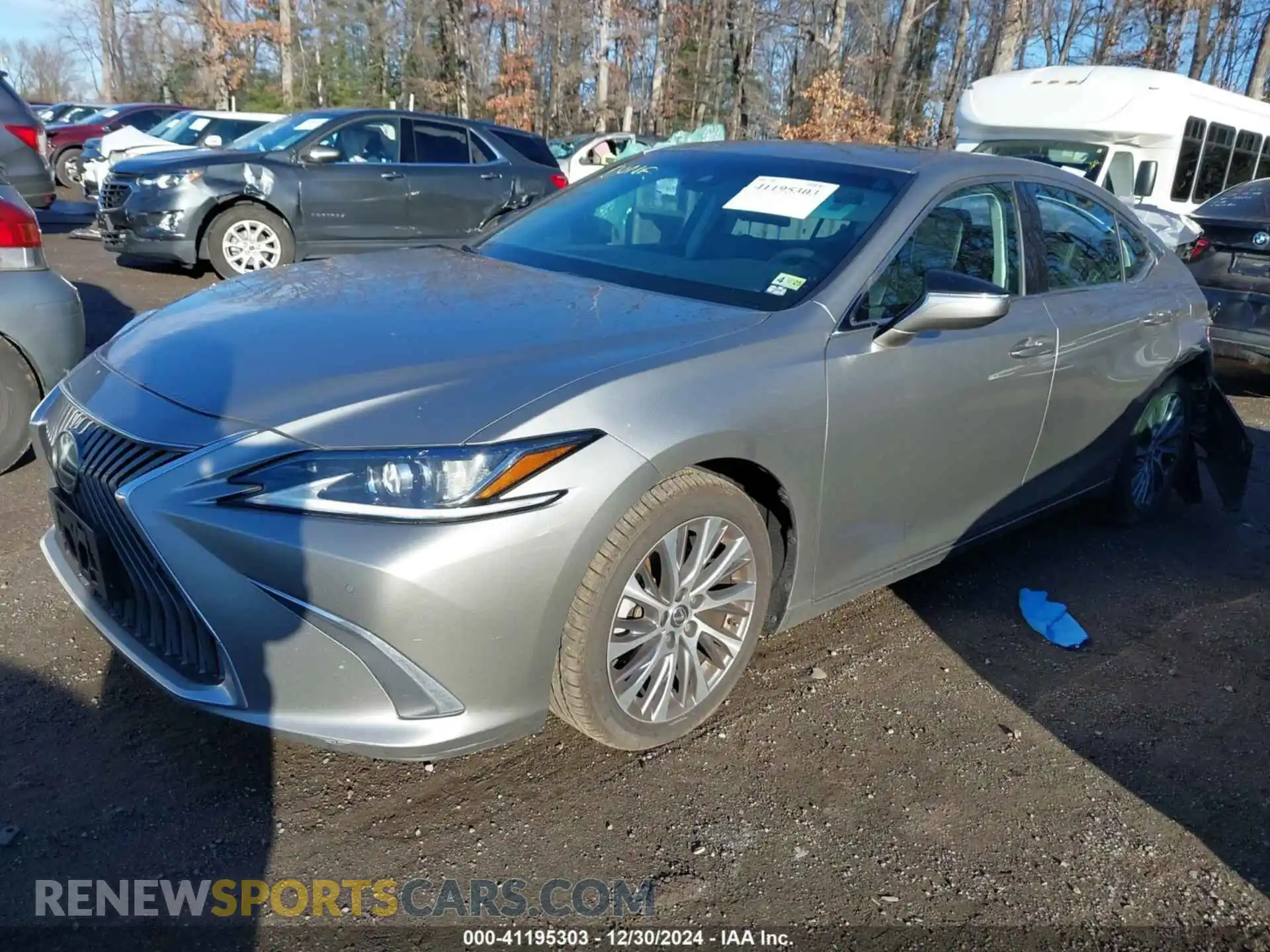 2 Photograph of a damaged car 58ADZ1B13LU073464 LEXUS ES 350 2020