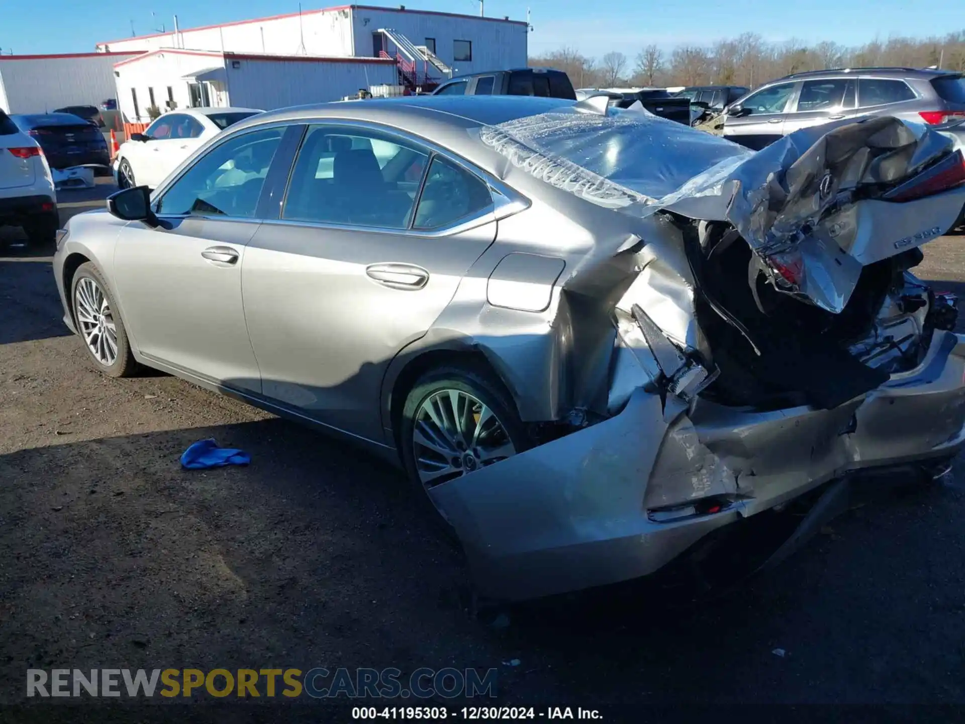 3 Photograph of a damaged car 58ADZ1B13LU073464 LEXUS ES 350 2020