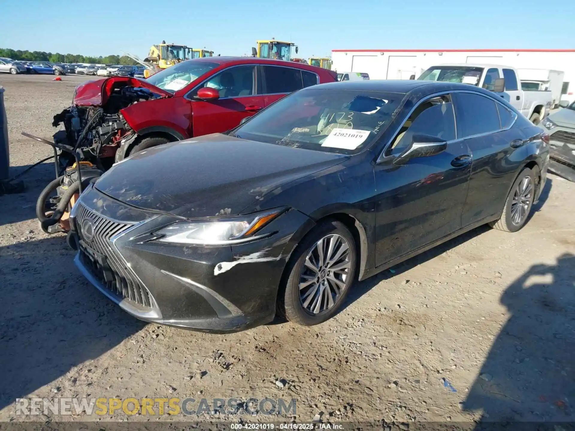 2 Photograph of a damaged car 58ADZ1B14LU059072 LEXUS ES 350 2020