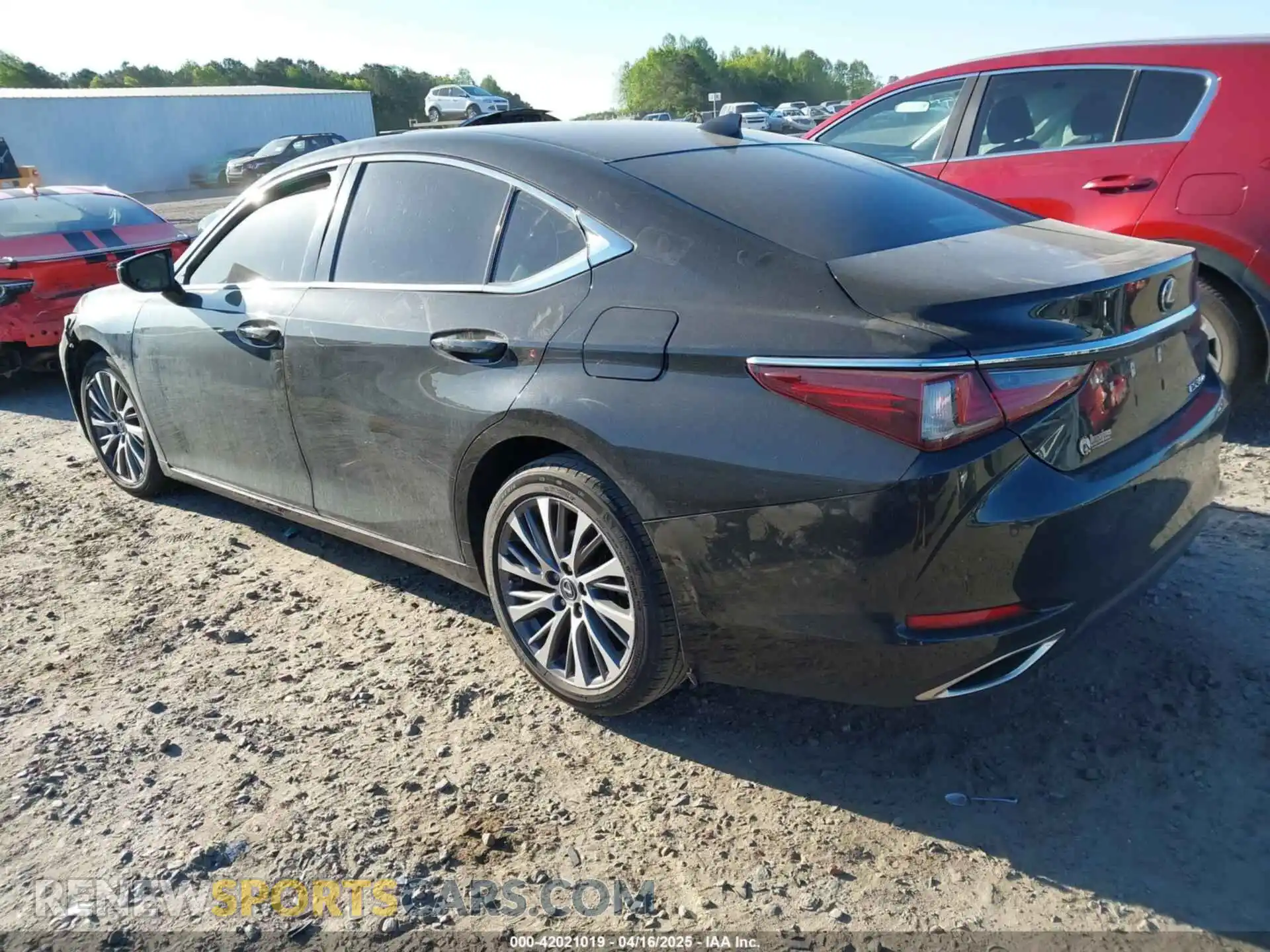 3 Photograph of a damaged car 58ADZ1B14LU059072 LEXUS ES 350 2020