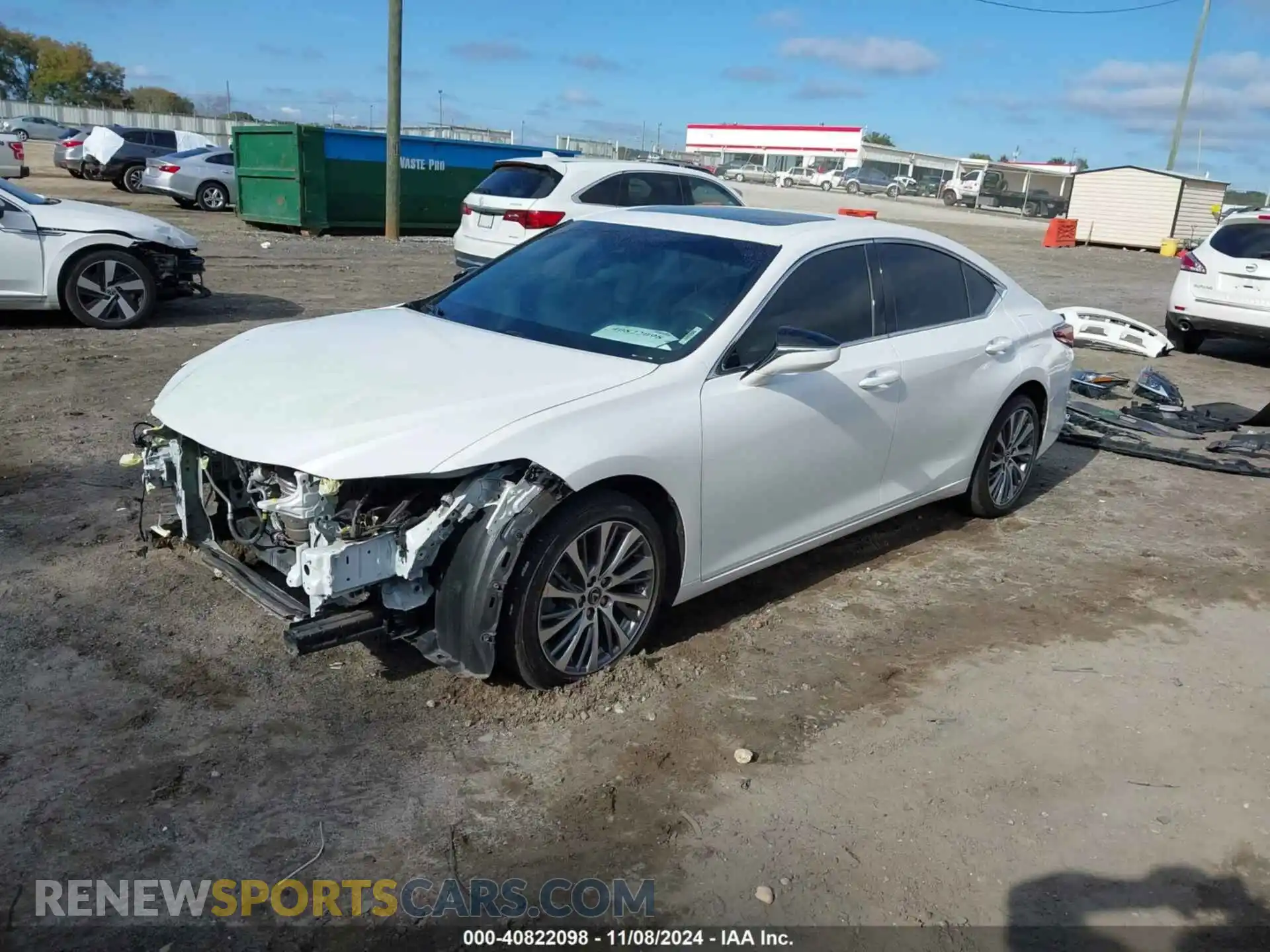2 Фотография поврежденного автомобиля 58ADZ1B16LU077850 LEXUS ES 350 2020