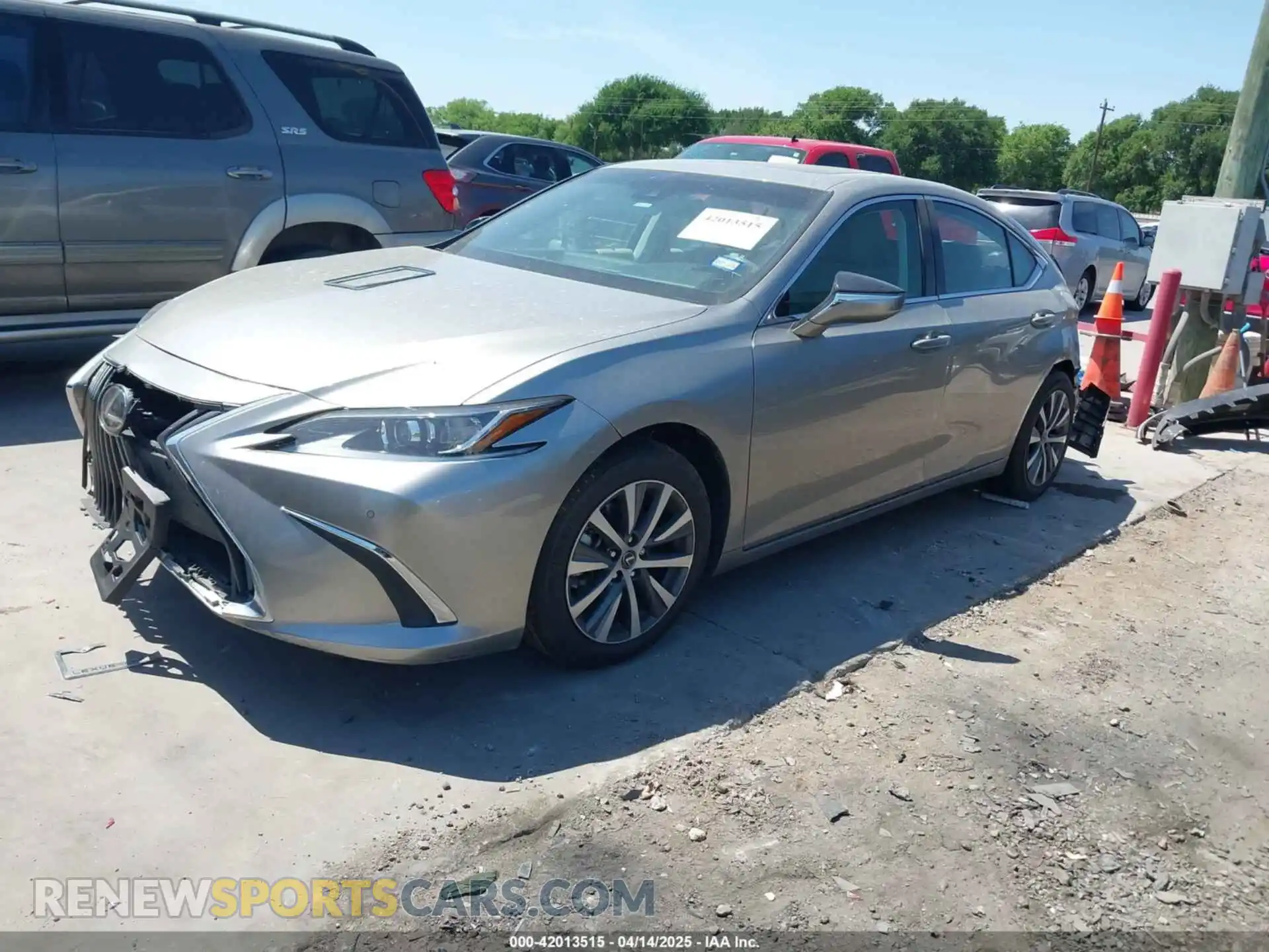 2 Photograph of a damaged car 58ADZ1B18LU073041 LEXUS ES 350 2020