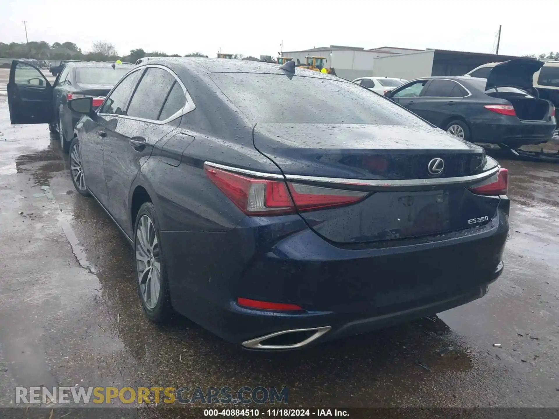3 Photograph of a damaged car 58ADZ1B18LU073458 LEXUS ES 350 2020