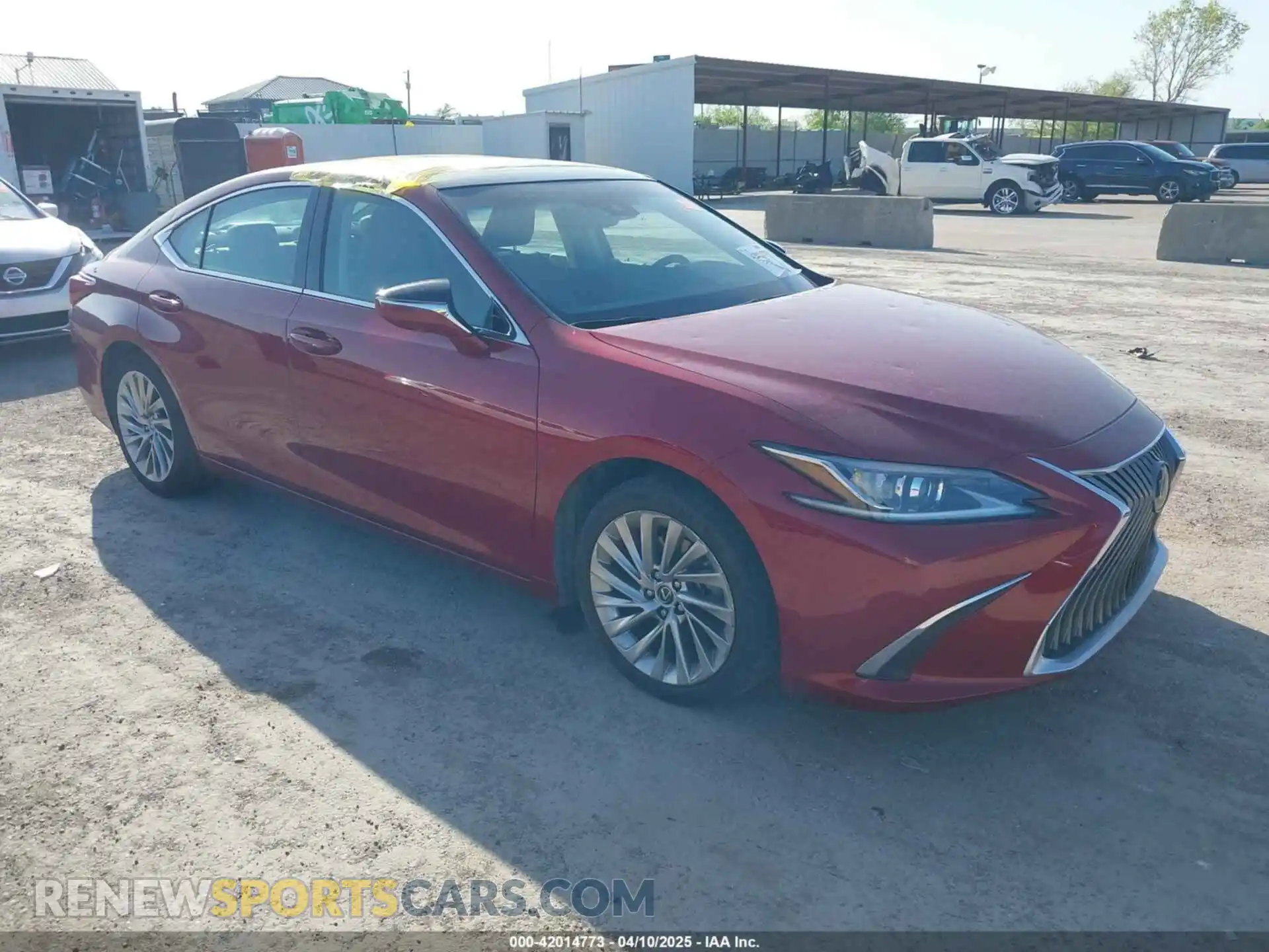 1 Photograph of a damaged car 58AEZ1B13LU075784 LEXUS ES 350 2020