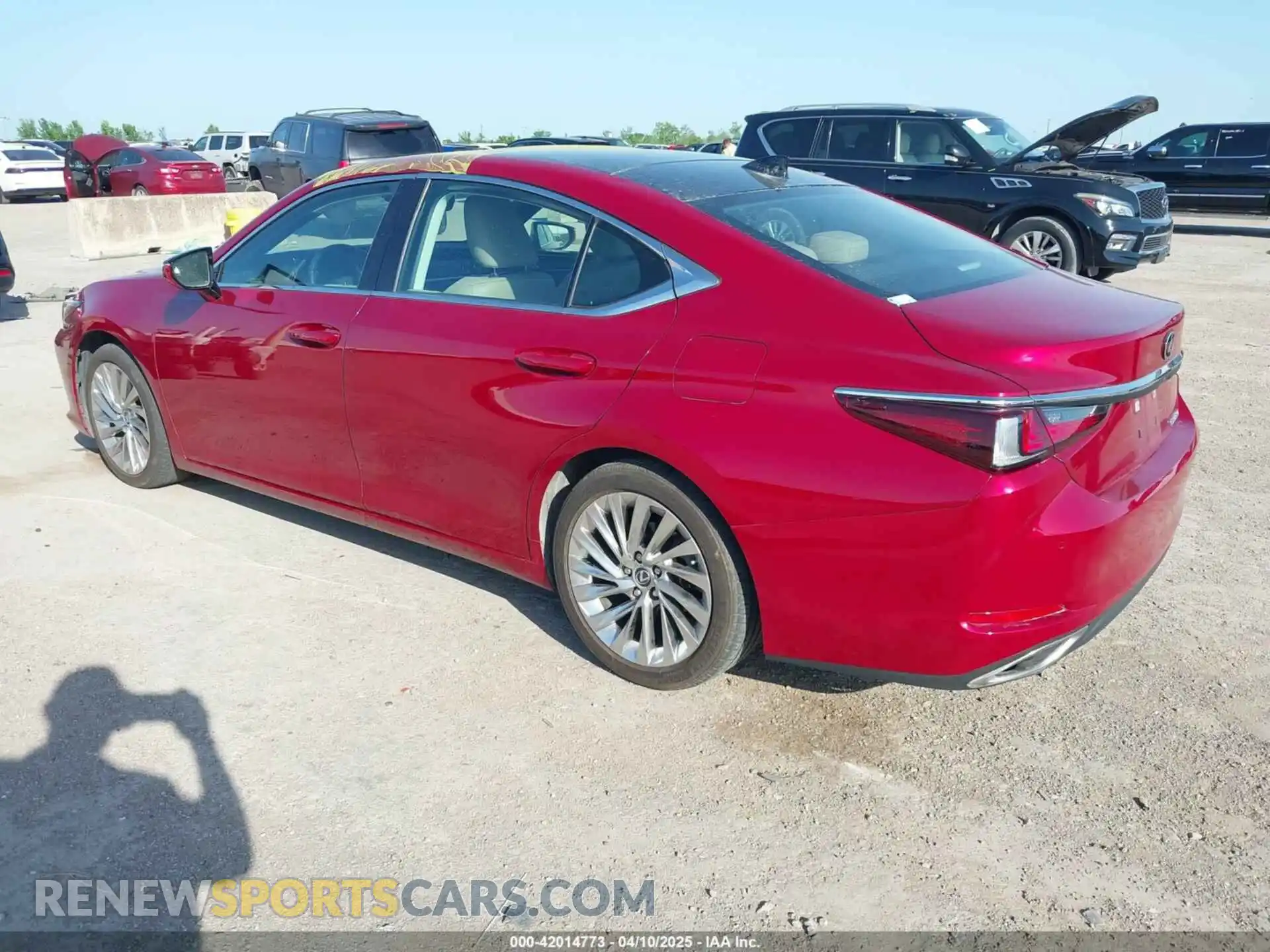3 Photograph of a damaged car 58AEZ1B13LU075784 LEXUS ES 350 2020