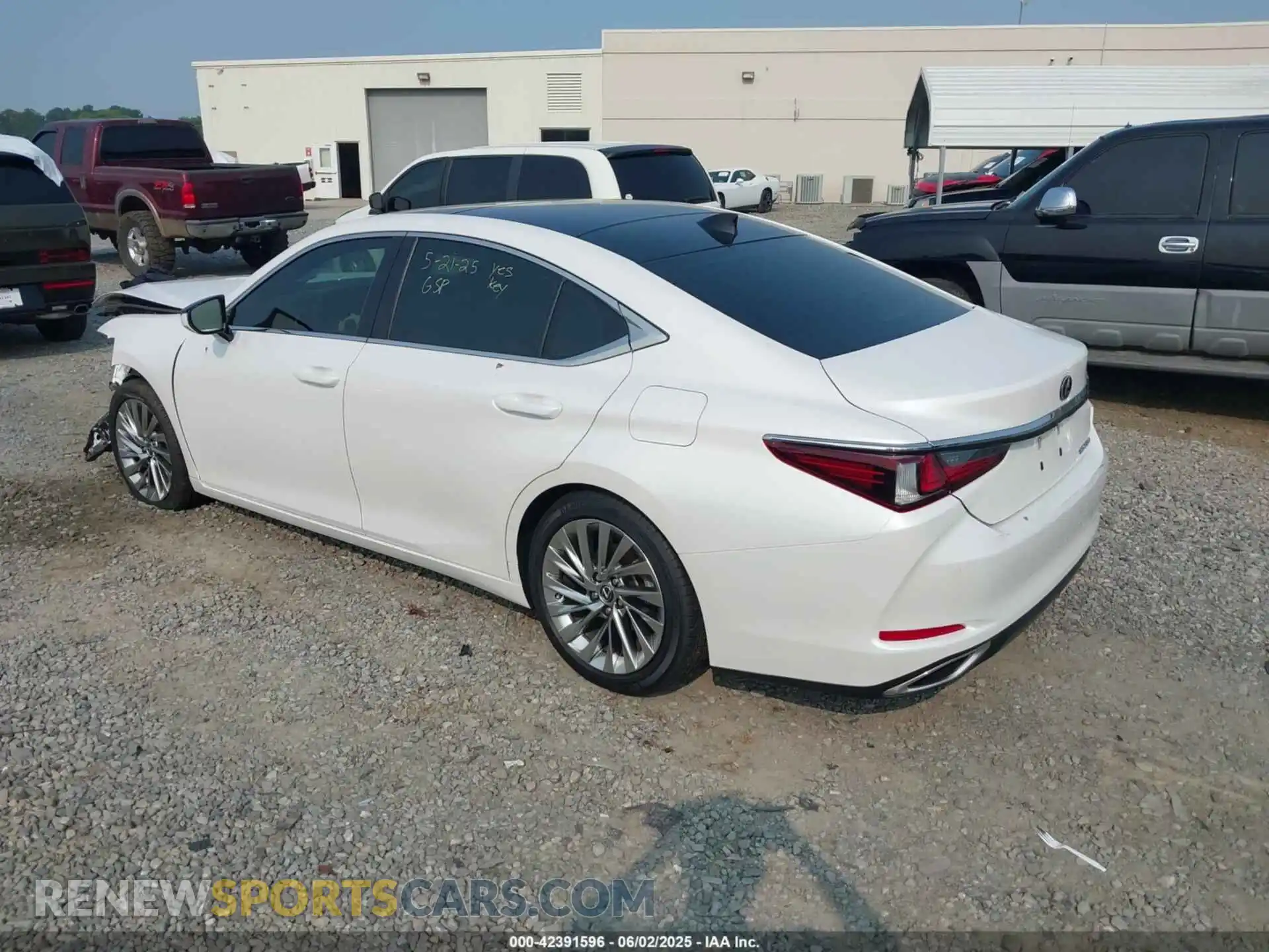 3 Photograph of a damaged car 58AFZ1B1XLU074491 LEXUS ES 350 2020