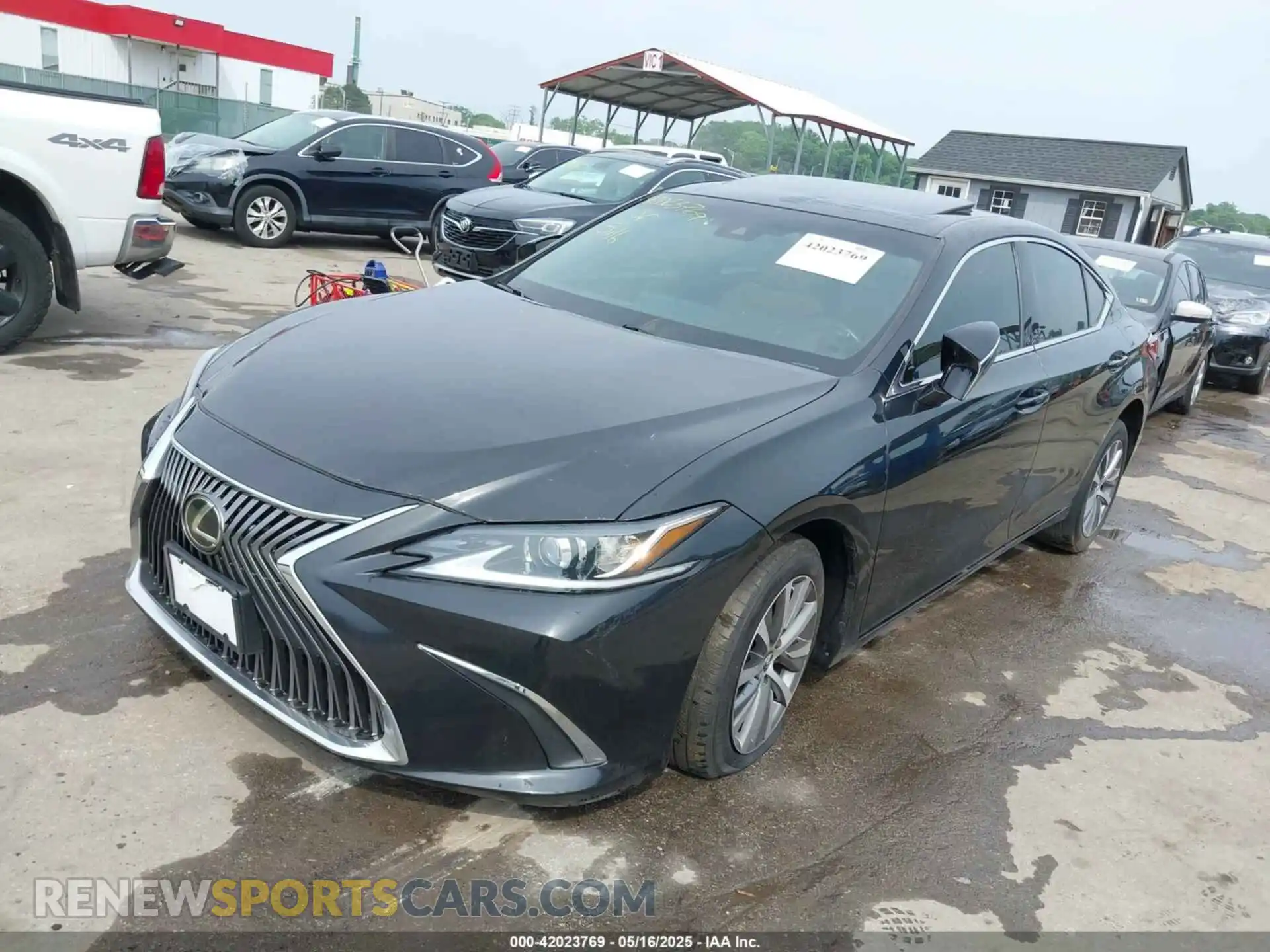 2 Photograph of a damaged car 58ACZ1B10MU090705 LEXUS ES 350 2021