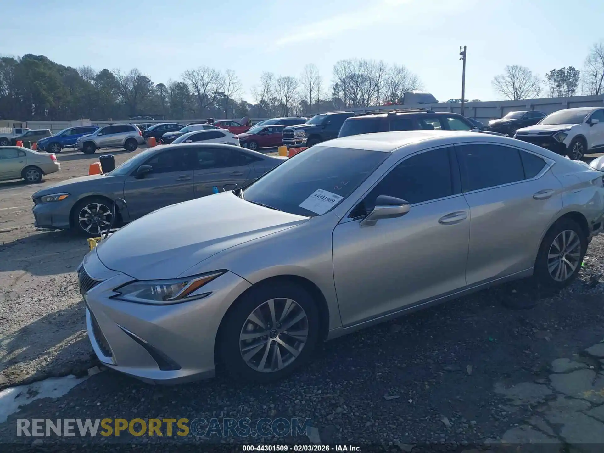 2 Photograph of a damaged car 58ACZ1B14MU091226 LEXUS ES 350 2021