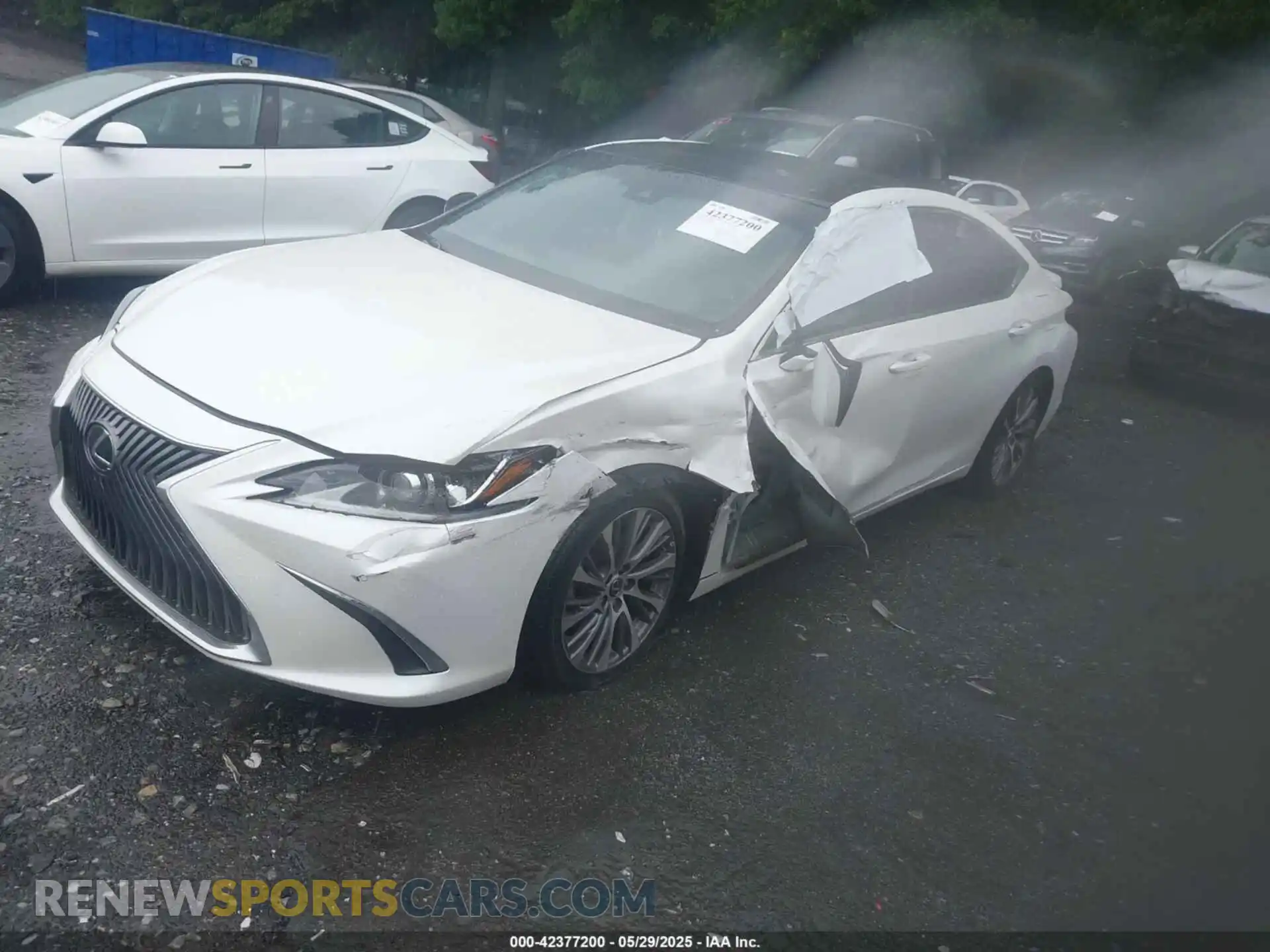 2 Photograph of a damaged car 58ADZ1B10MU101321 LEXUS ES 350 2021