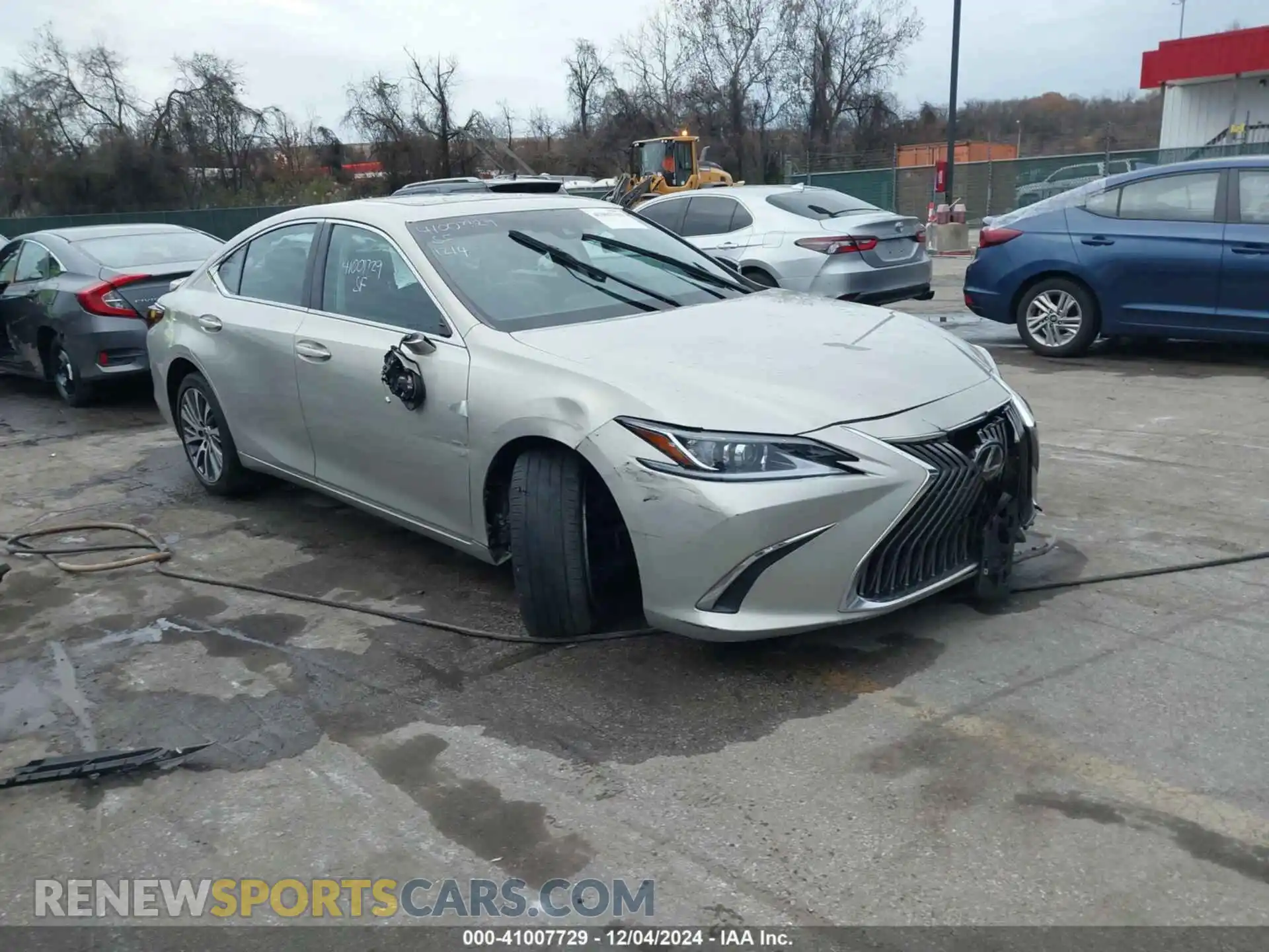 1 Photograph of a damaged car 58ADZ1B11MU108987 LEXUS ES 350 2021