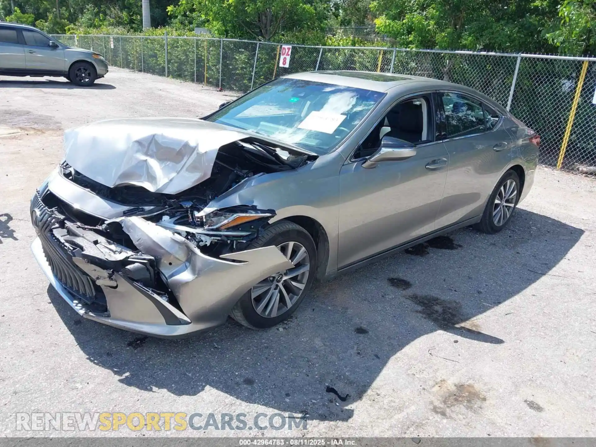 2 Photograph of a damaged car 58ADZ1B12MU096672 LEXUS ES 350 2021
