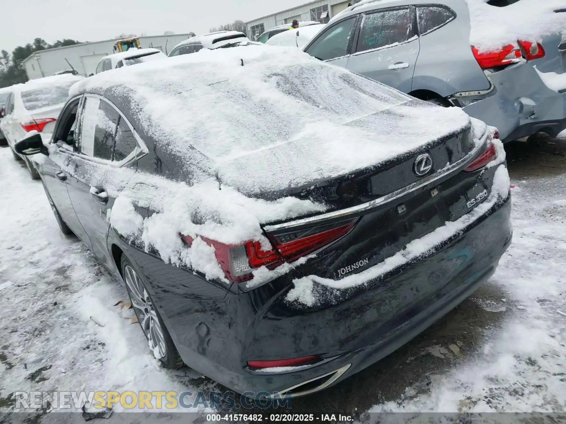 3 Photograph of a damaged car 58ADZ1B14MU091585 LEXUS ES 350 2021
