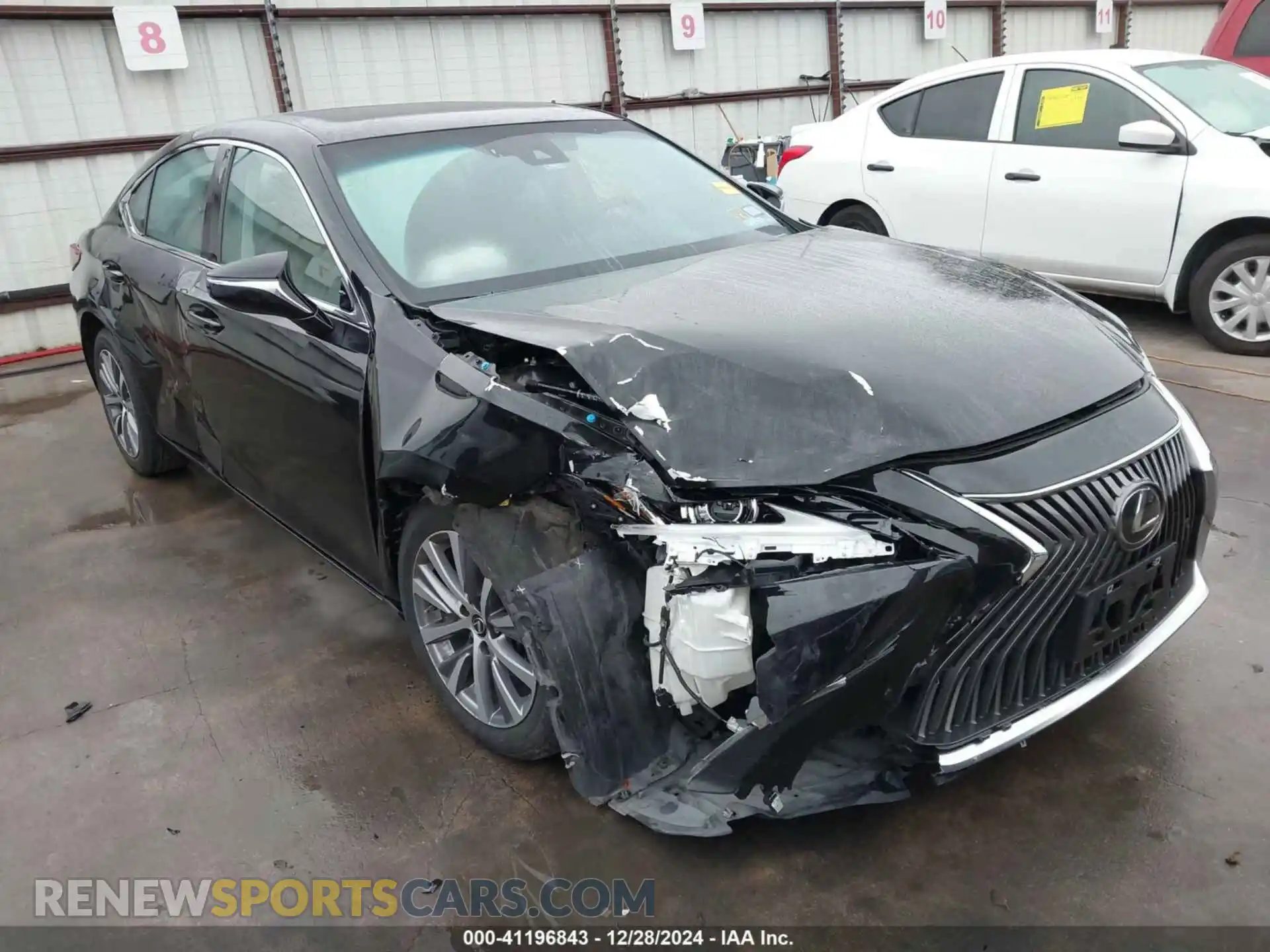 1 Photograph of a damaged car 58ADZ1B17MU090169 LEXUS ES 350 2021