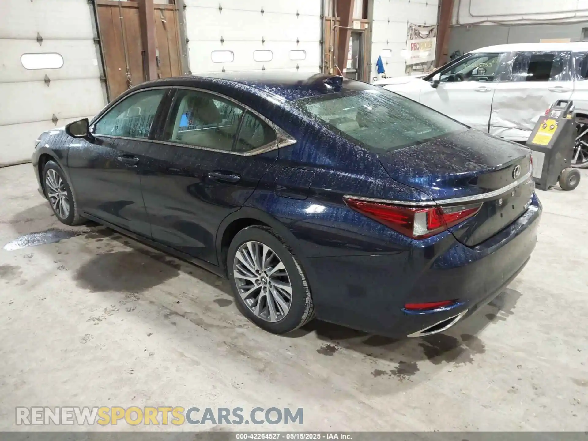 3 Photograph of a damaged car 58ADZ1B1XMU087881 LEXUS ES 350 2021