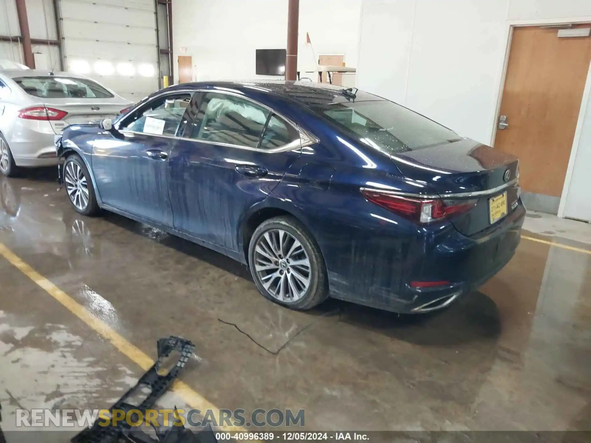 3 Photograph of a damaged car 58ADZ1B1XMU091722 LEXUS ES 350 2021