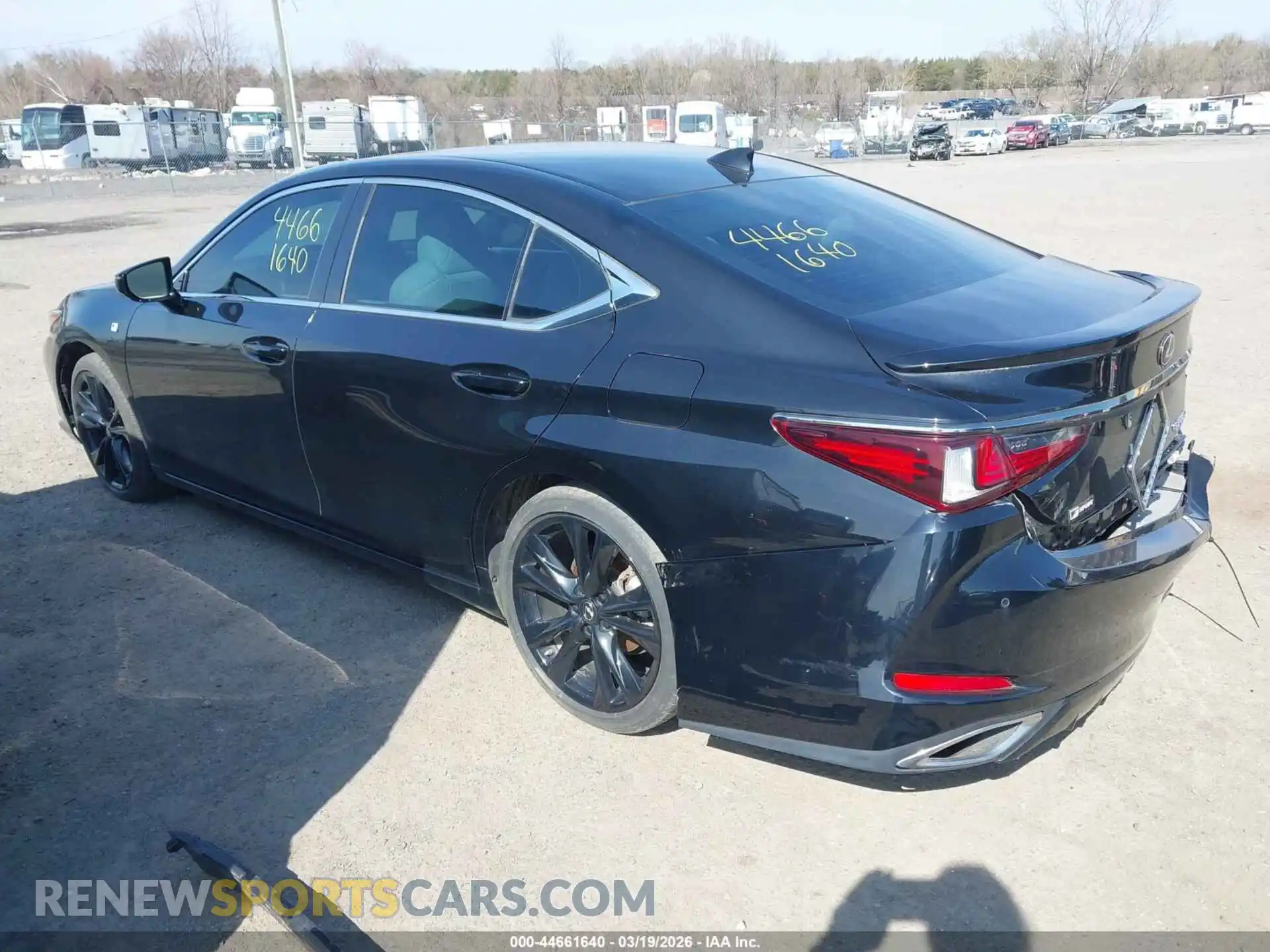 3 Photograph of a damaged car 58AHZ1B15MU093945 LEXUS ES 350 2021